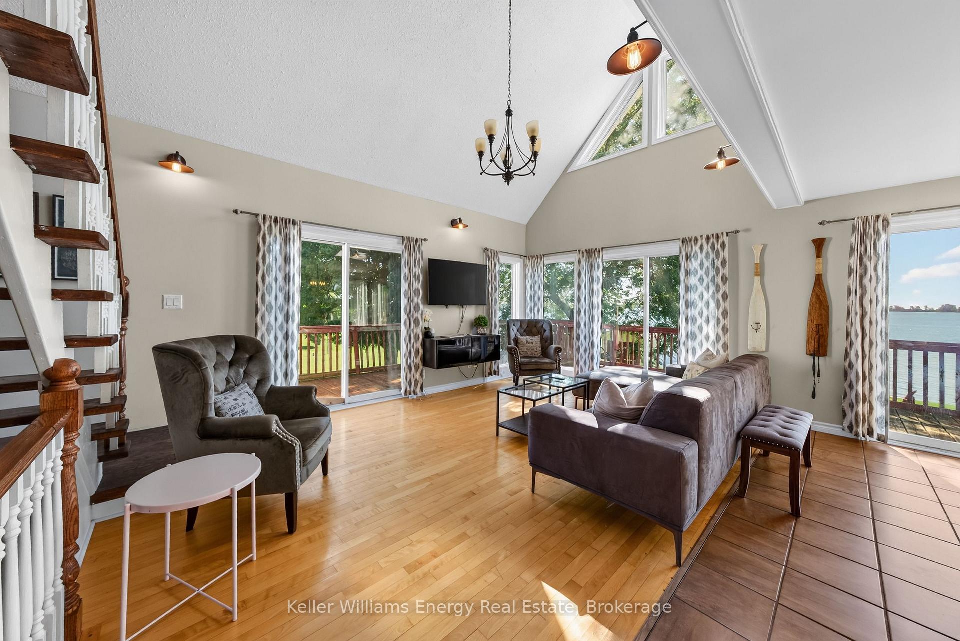 Photo 7 of 16169 Loyalist Parkway, Prince Edward County, Hallowell Ward — HOMEH