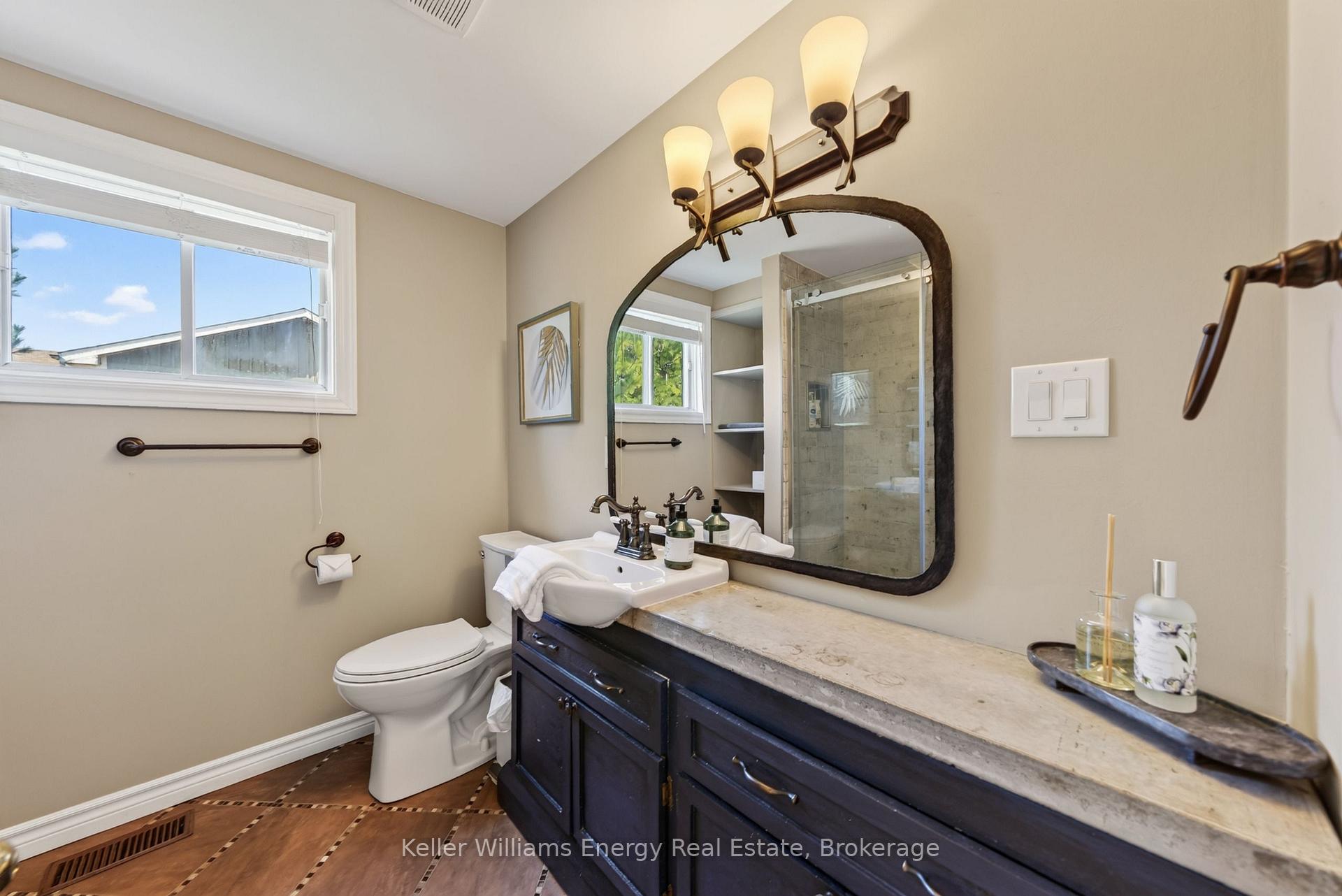 Photo 15 of 16169 Loyalist Parkway, Prince Edward County, Hallowell Ward — HOMEH