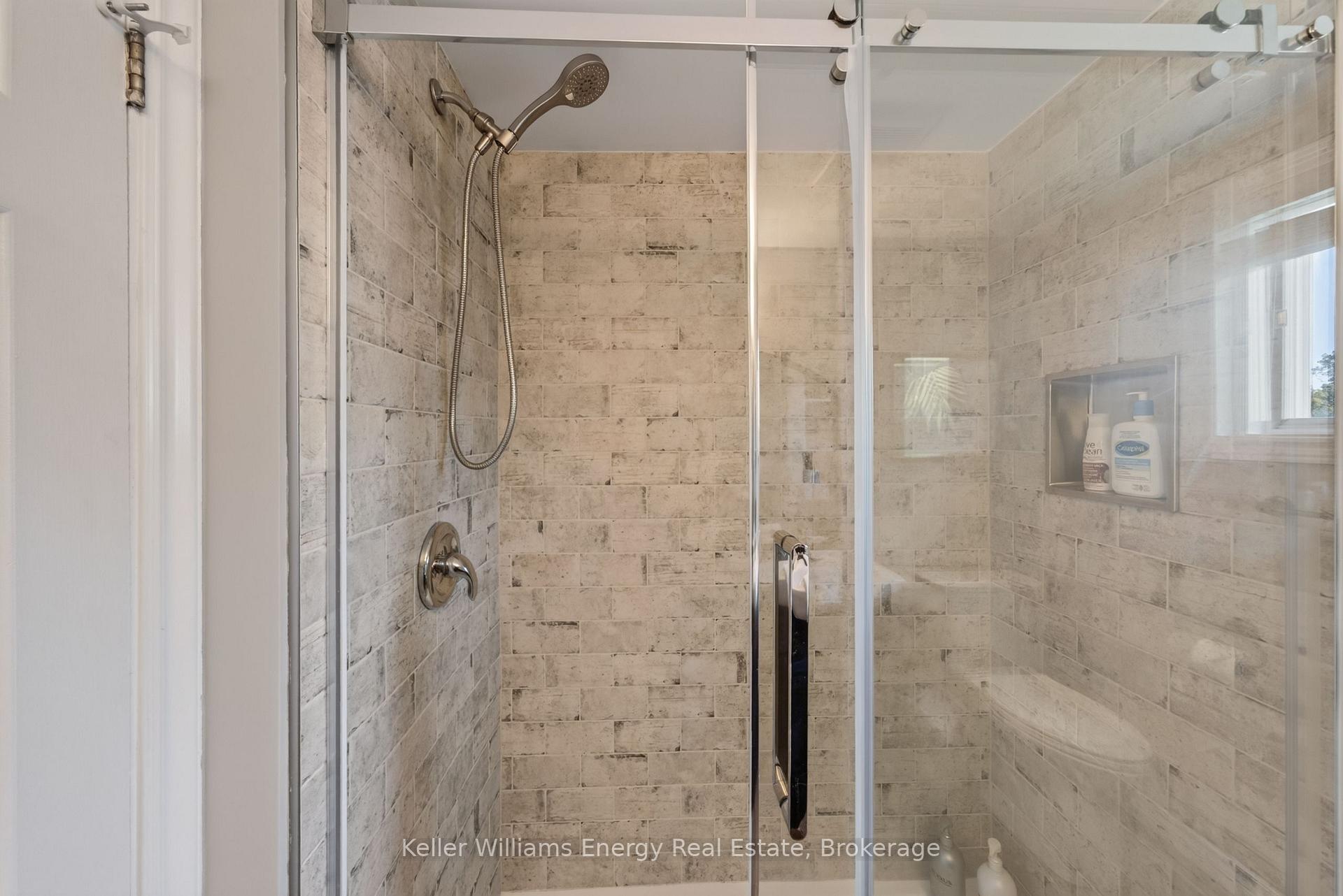 Photo 16 of 16169 Loyalist Parkway, Prince Edward County, Hallowell Ward — HOMEH