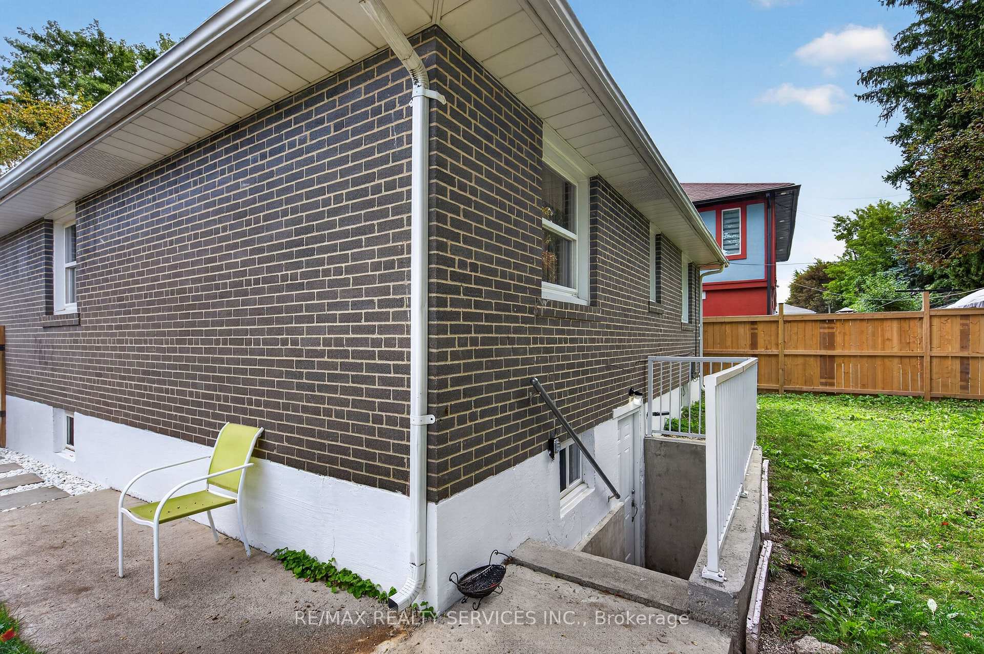 Photo 59 of 8 Leneck Avenue, Brampton, Northwood Park — HOMEH