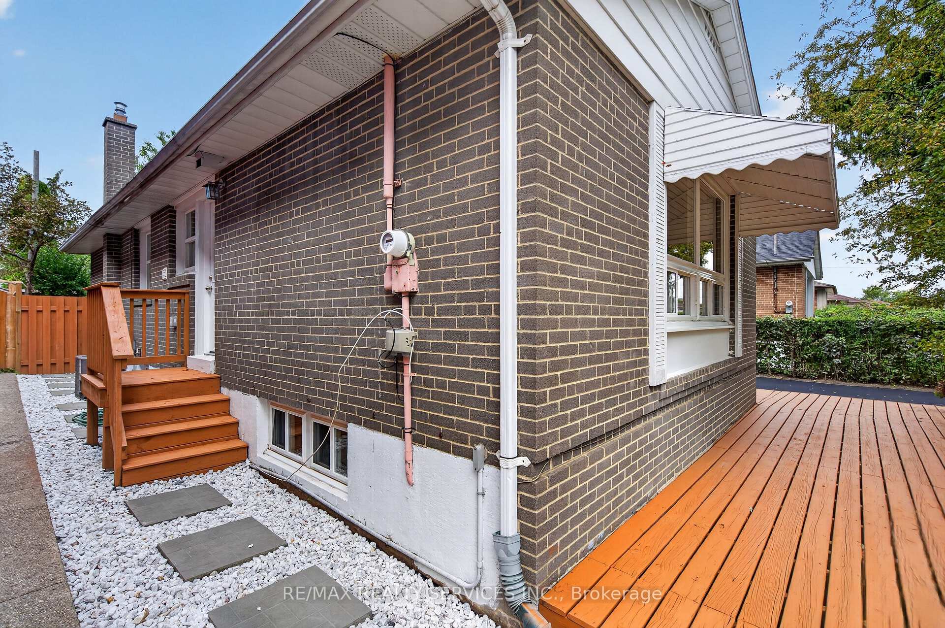 Photo 60 of 8 Leneck Avenue, Brampton, Northwood Park — HOMEH