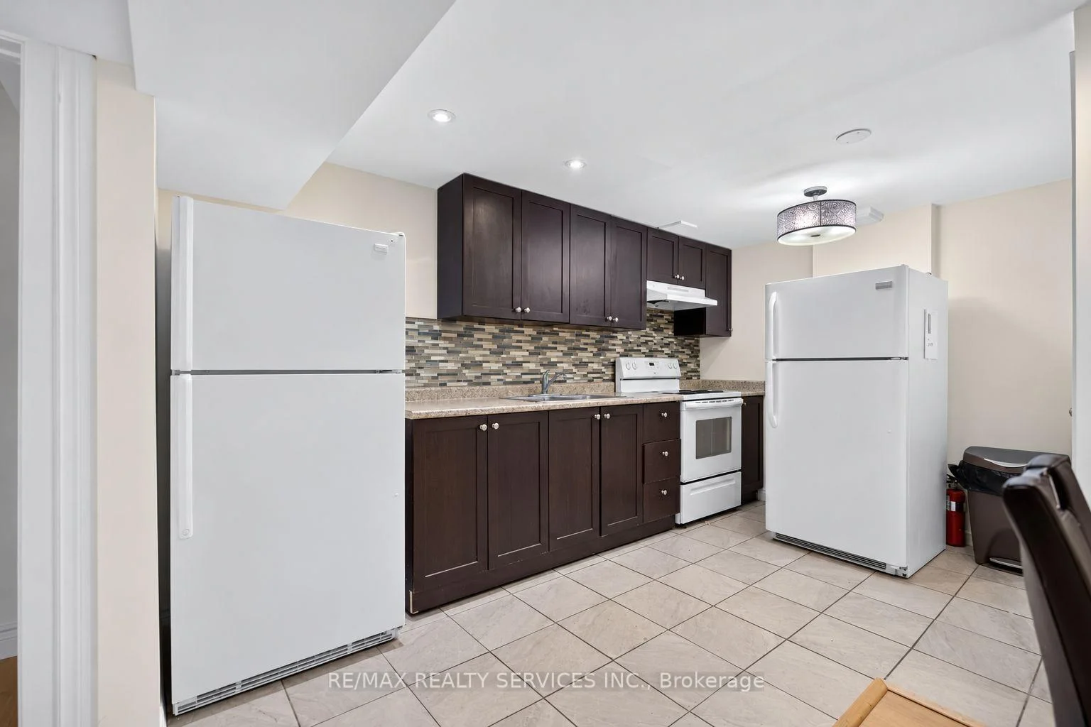 Photo 34 of 8 Leneck Avenue, Brampton, Northwood Park — HOMEH