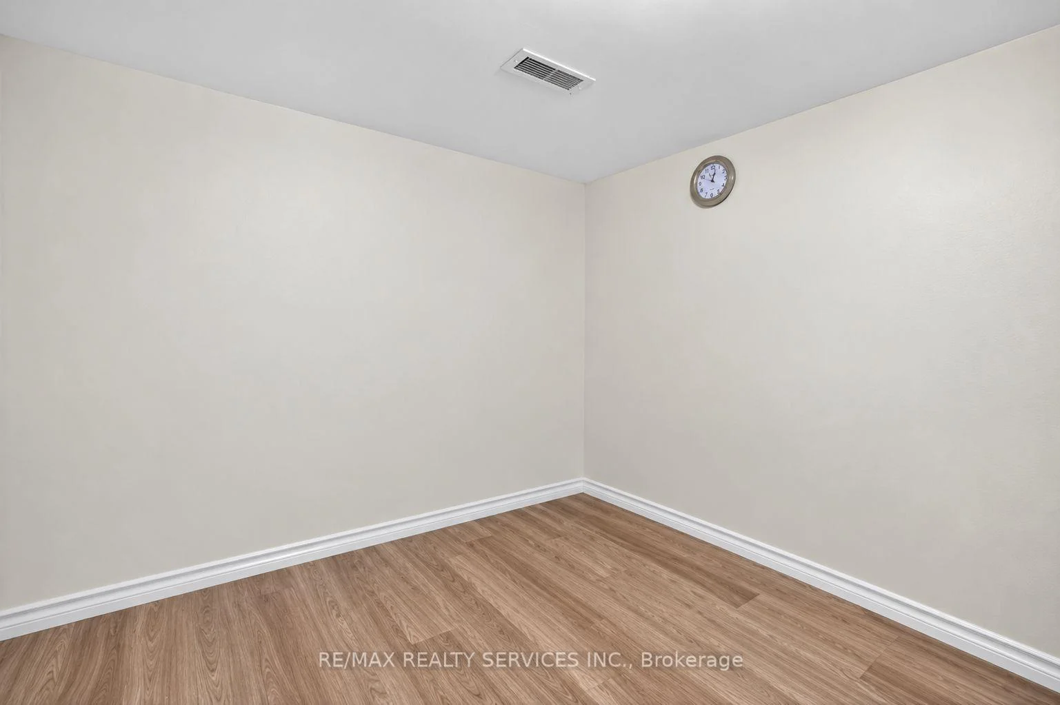 Photo 40 of 8 Leneck Avenue, Brampton, Northwood Park — HOMEH