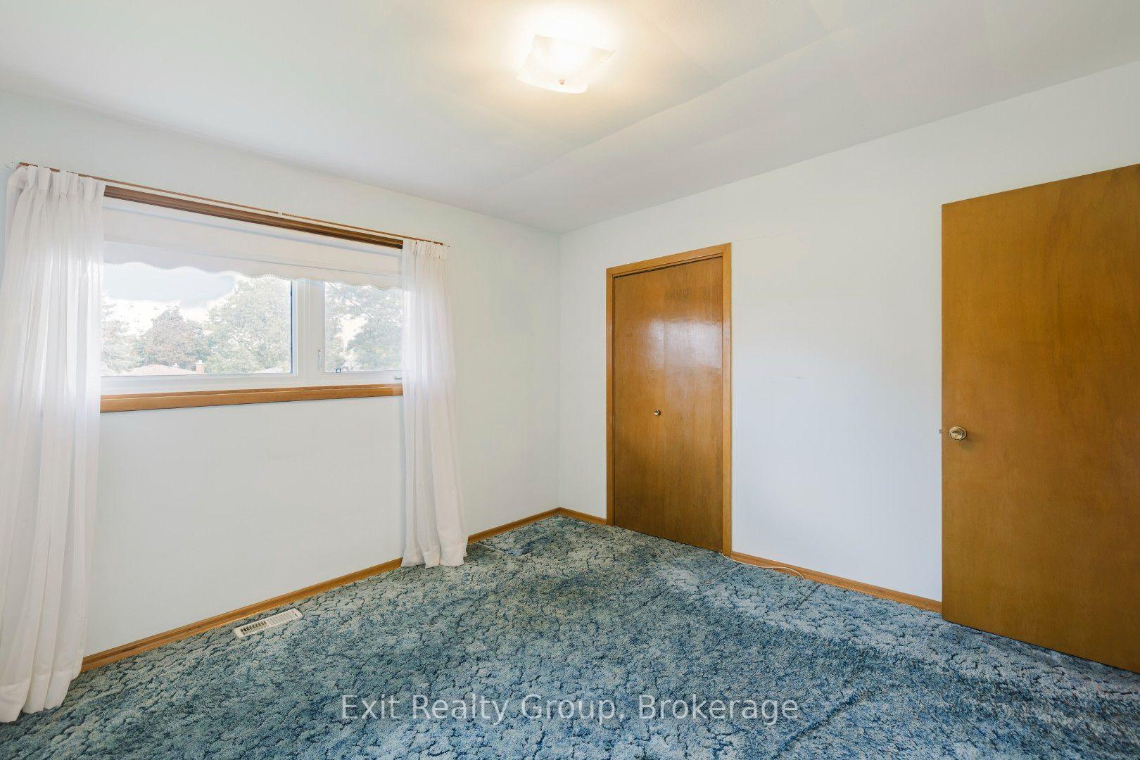 Photo 11 of 6 Ernest Court, Belleville, Belleville Ward — HOMEH