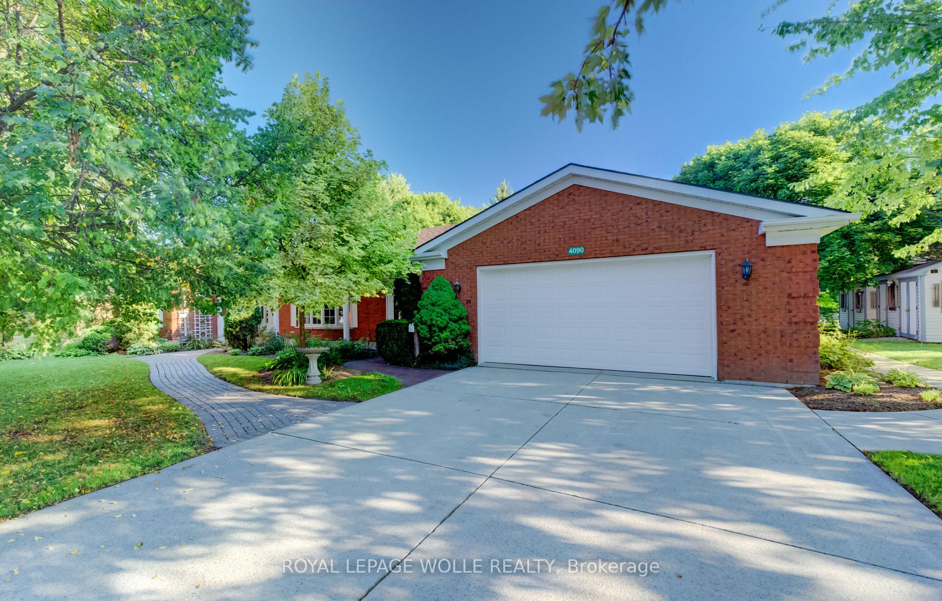 Photo 2 of 4090 Hillcrest Street, Perth East, Millbank — HOMEH
