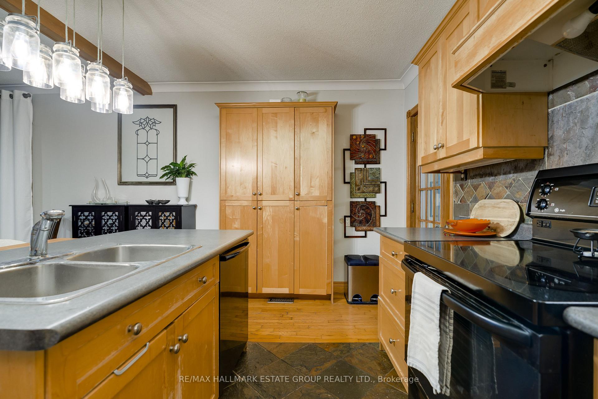 Photo 15 of 88 Glenmore Road, Toronto, Woodbine Corridor — HOMEH