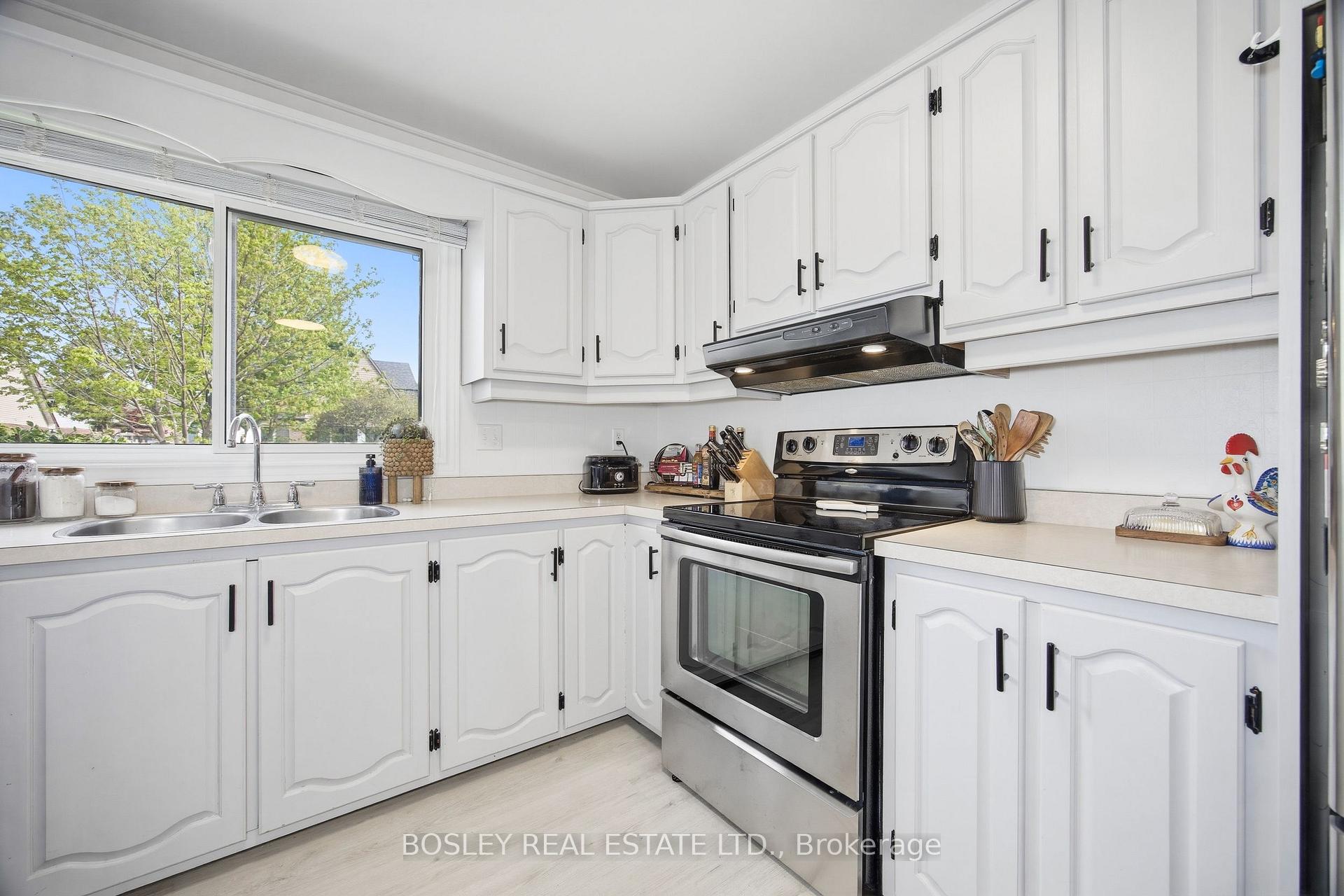 Photo 21 of 861 Traddles Avenue, Oshawa, Eastdale — HOMEH