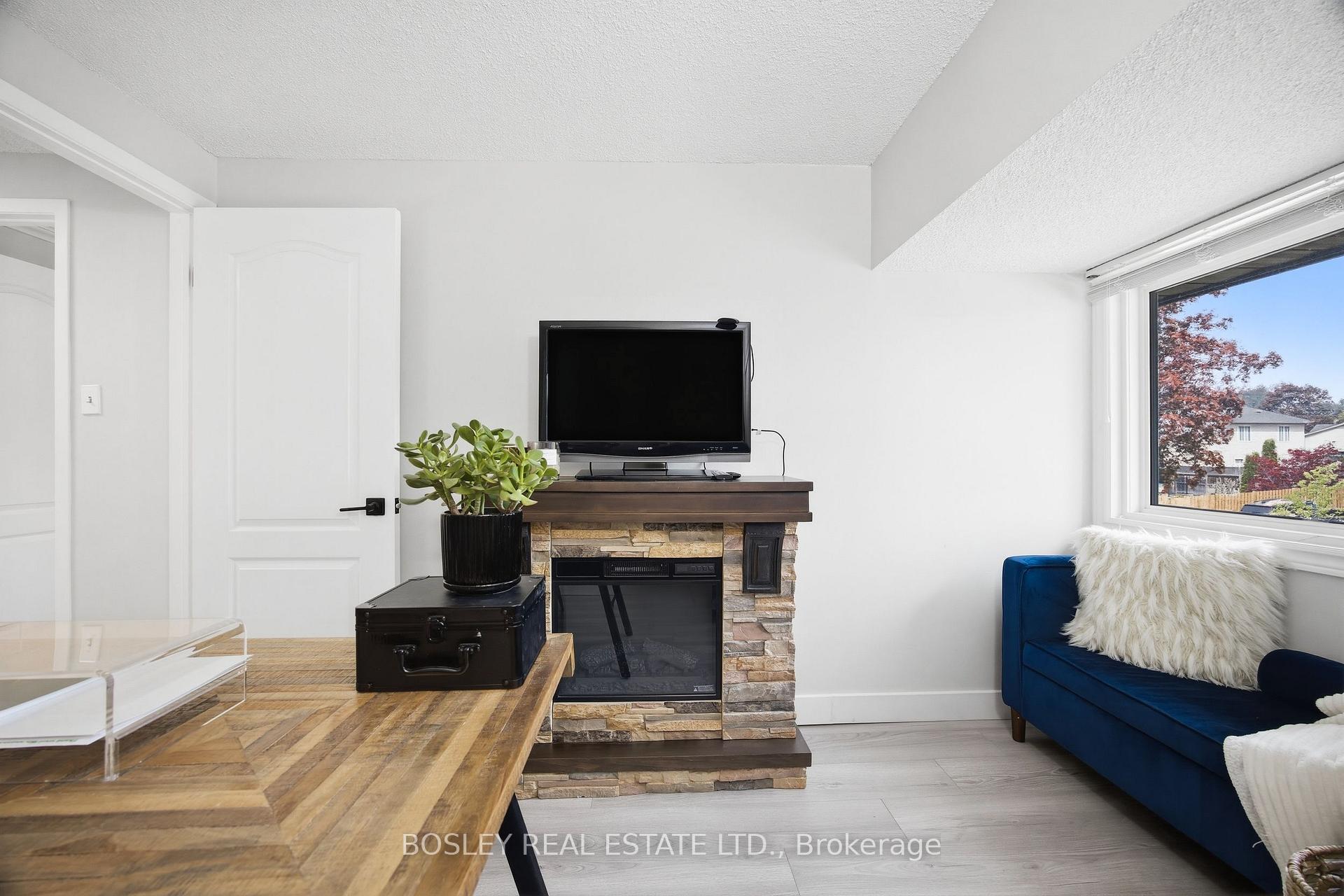 Photo 39 of 861 Traddles Avenue, Oshawa, Eastdale — HOMEH