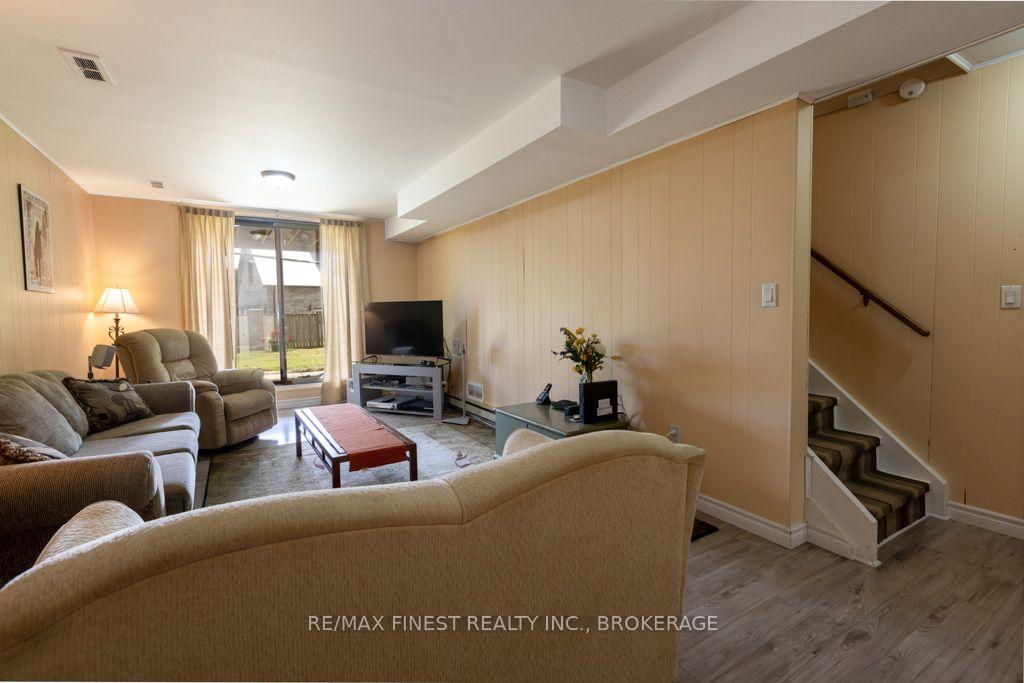 Photo 8 of 1043 Lincoln Drive, Kingston, South of Taylor-Kidd Blvd — HOMEH