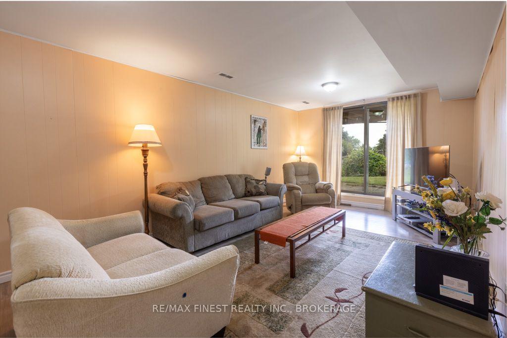 Photo 9 of 1043 Lincoln Drive, Kingston, South of Taylor-Kidd Blvd — HOMEH