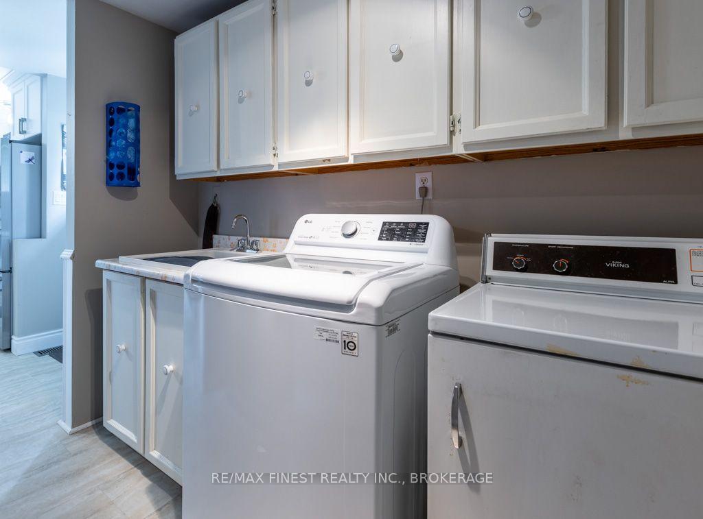 Photo 17 of 1043 Lincoln Drive, Kingston, South of Taylor-Kidd Blvd — HOMEH