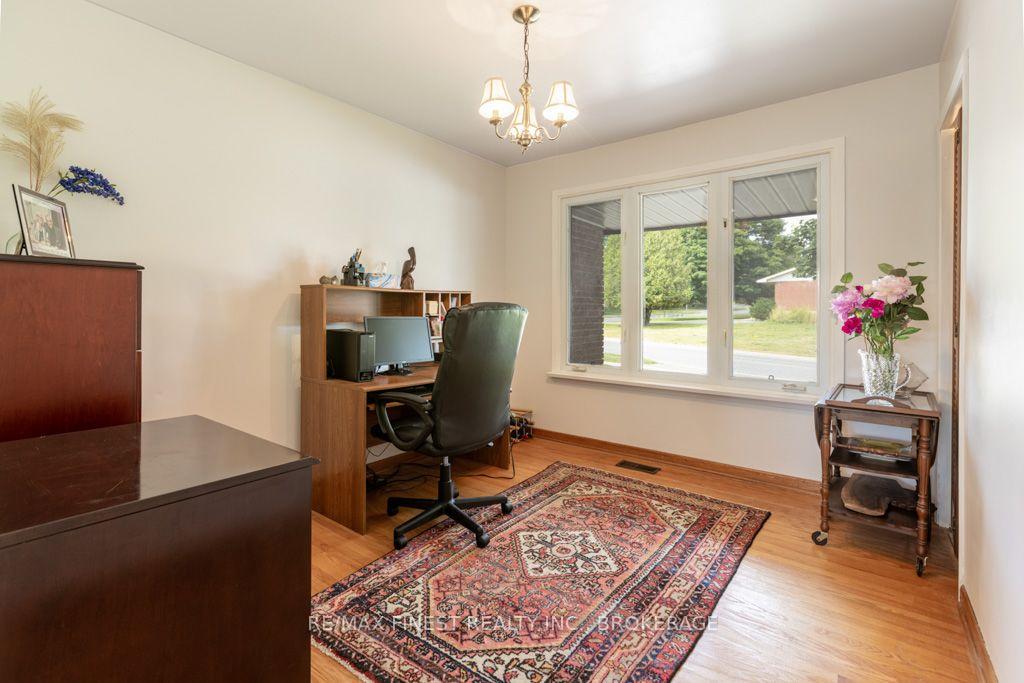 Photo 19 of 1043 Lincoln Drive, Kingston, South of Taylor-Kidd Blvd — HOMEH
