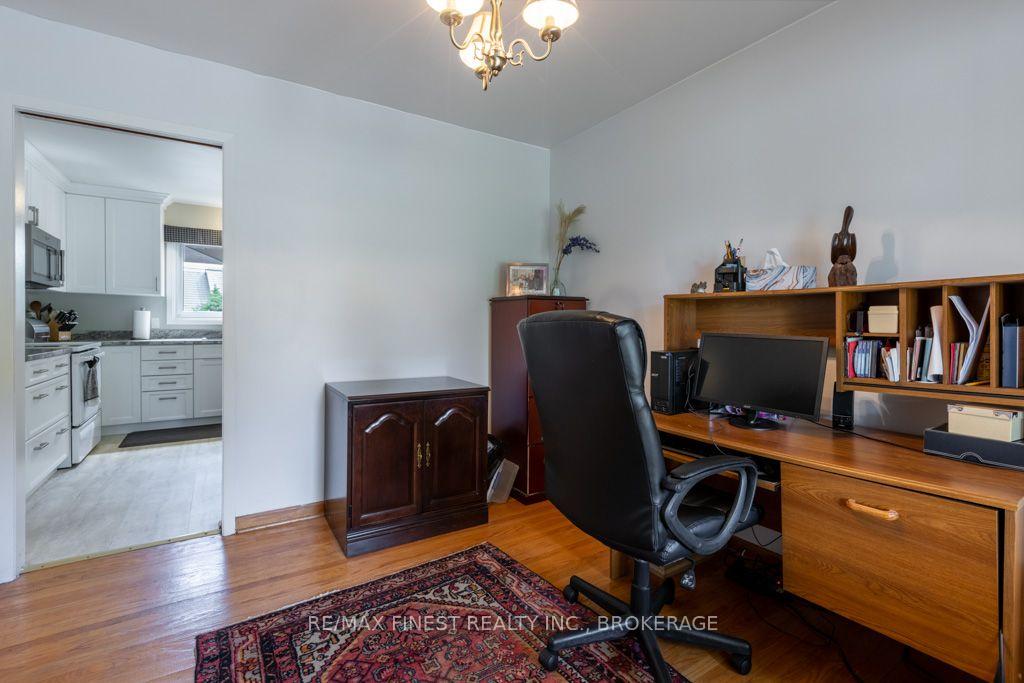 Photo 20 of 1043 Lincoln Drive, Kingston, South of Taylor-Kidd Blvd — HOMEH