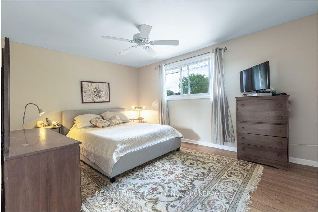 Photo 32 of 1043 Lincoln Drive, Kingston, South of Taylor-Kidd Blvd — HOMEH