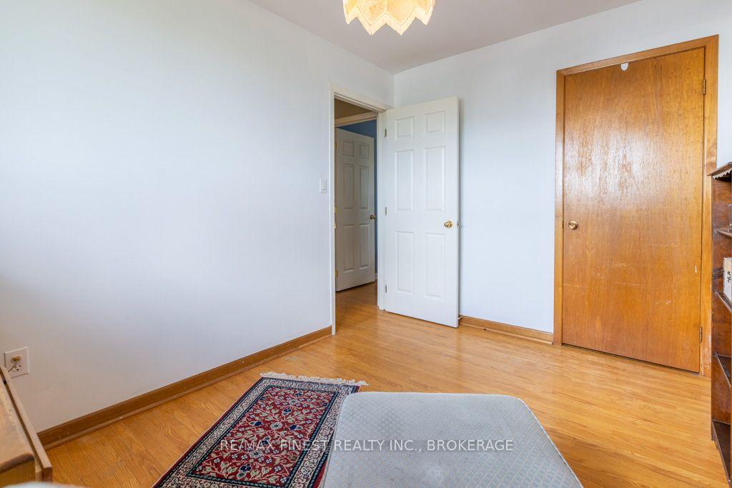 Photo 37 of 1043 Lincoln Drive, Kingston, South of Taylor-Kidd Blvd — HOMEH