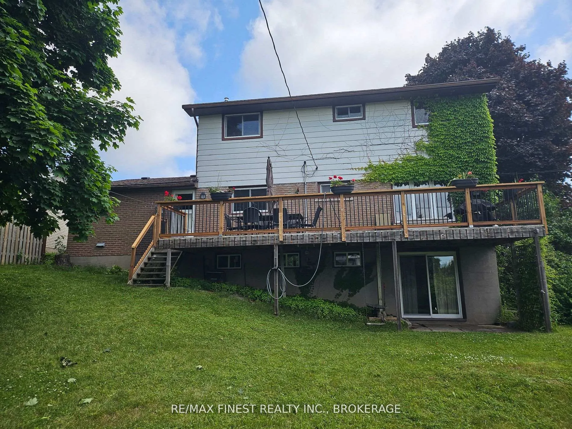 Photo 44 of 1043 Lincoln Drive, Kingston, South of Taylor-Kidd Blvd — HOMEH