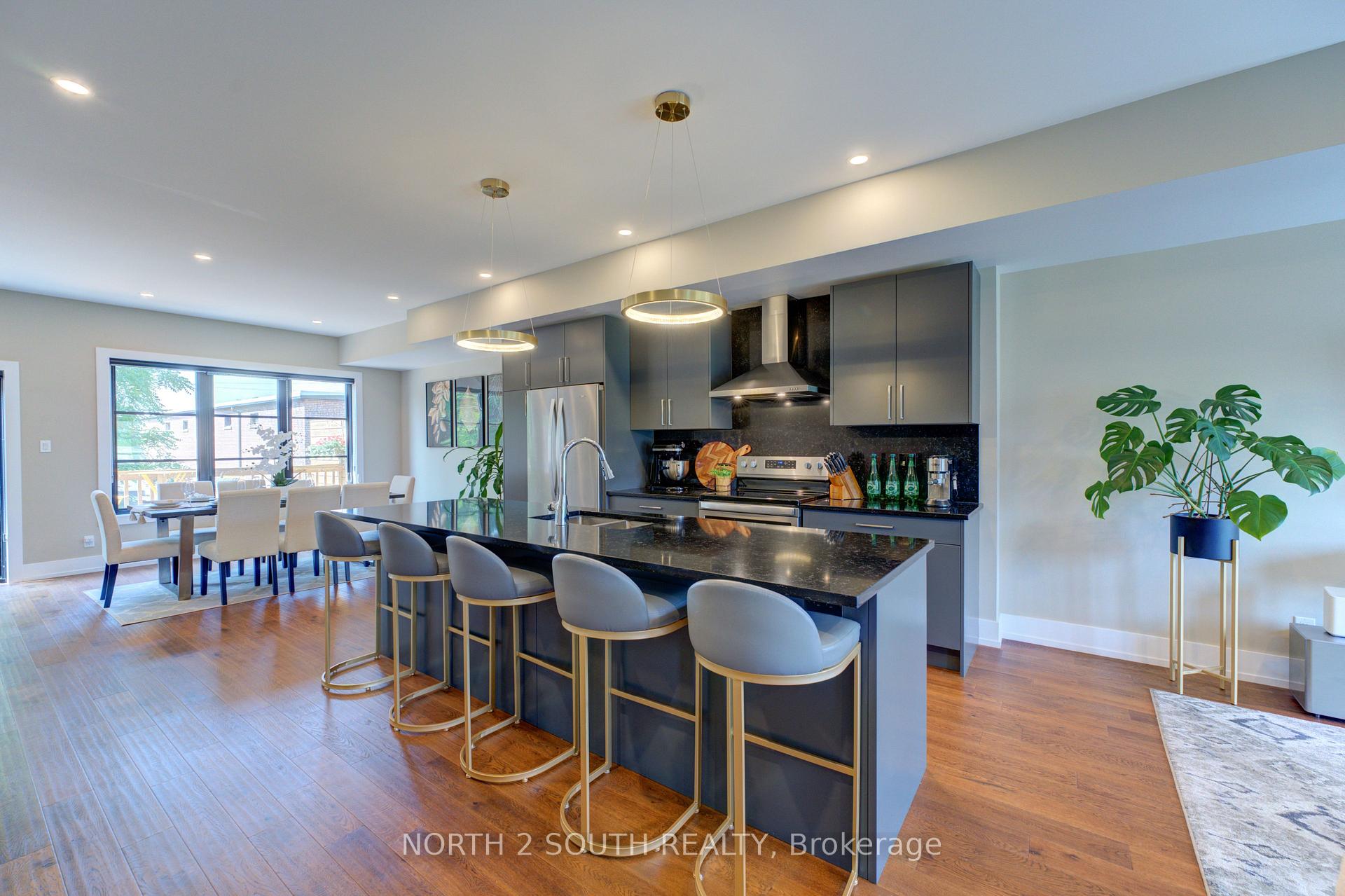 Photo 11 of Unit B, 3 Spring Lane, Brantford, Holmedale — HOMEH