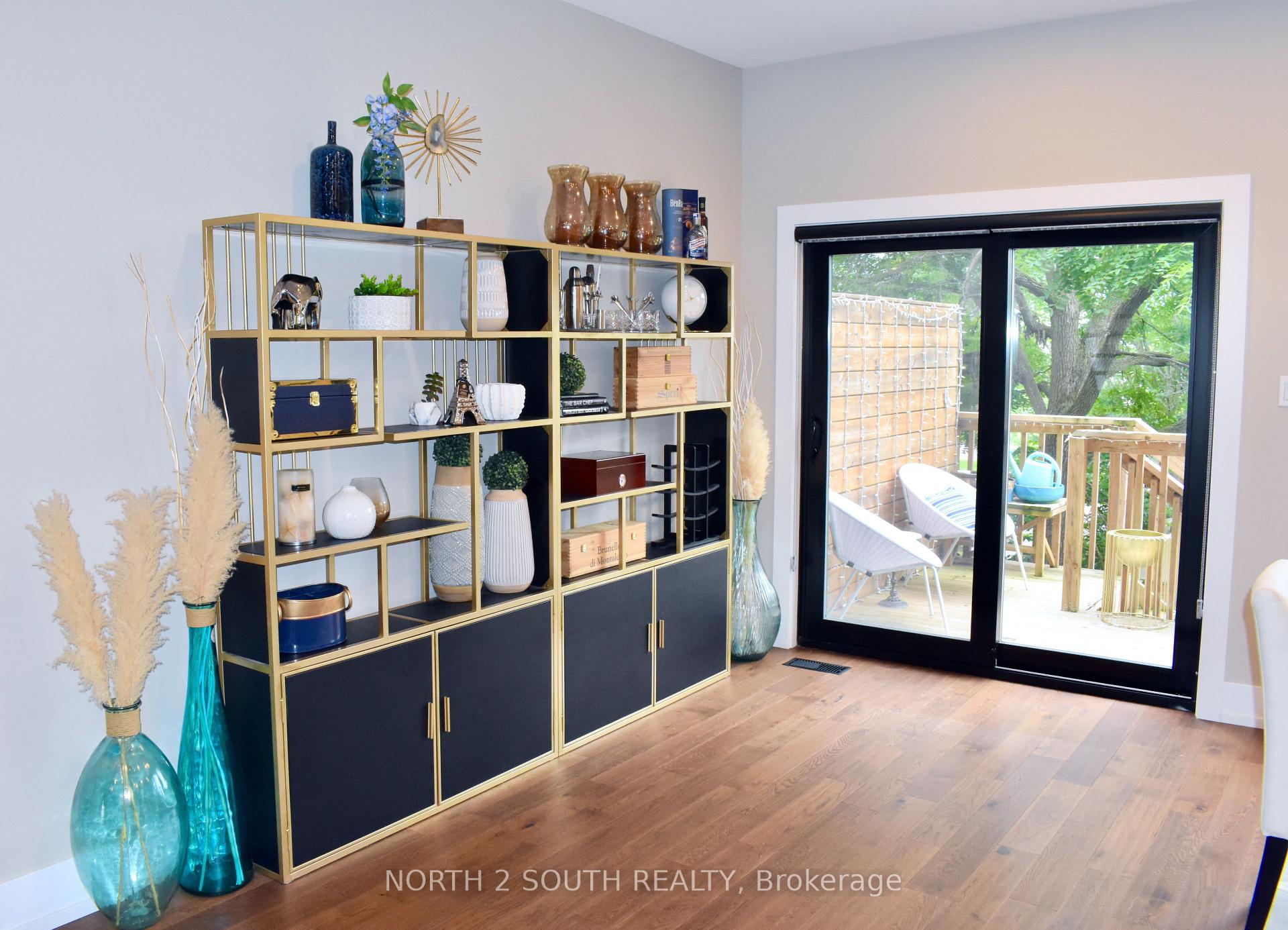 Photo 17 of Unit B, 3 Spring Lane, Brantford, Holmedale — HOMEH