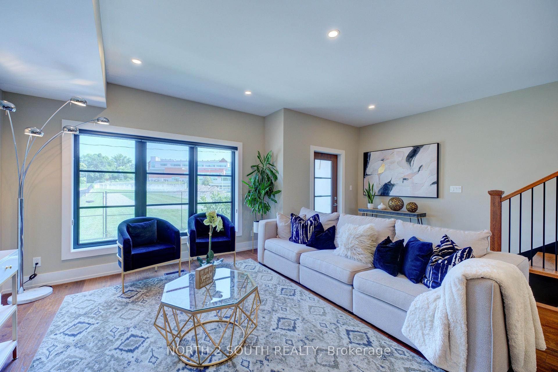 Photo 20 of Unit B, 3 Spring Lane, Brantford, Holmedale — HOMEH