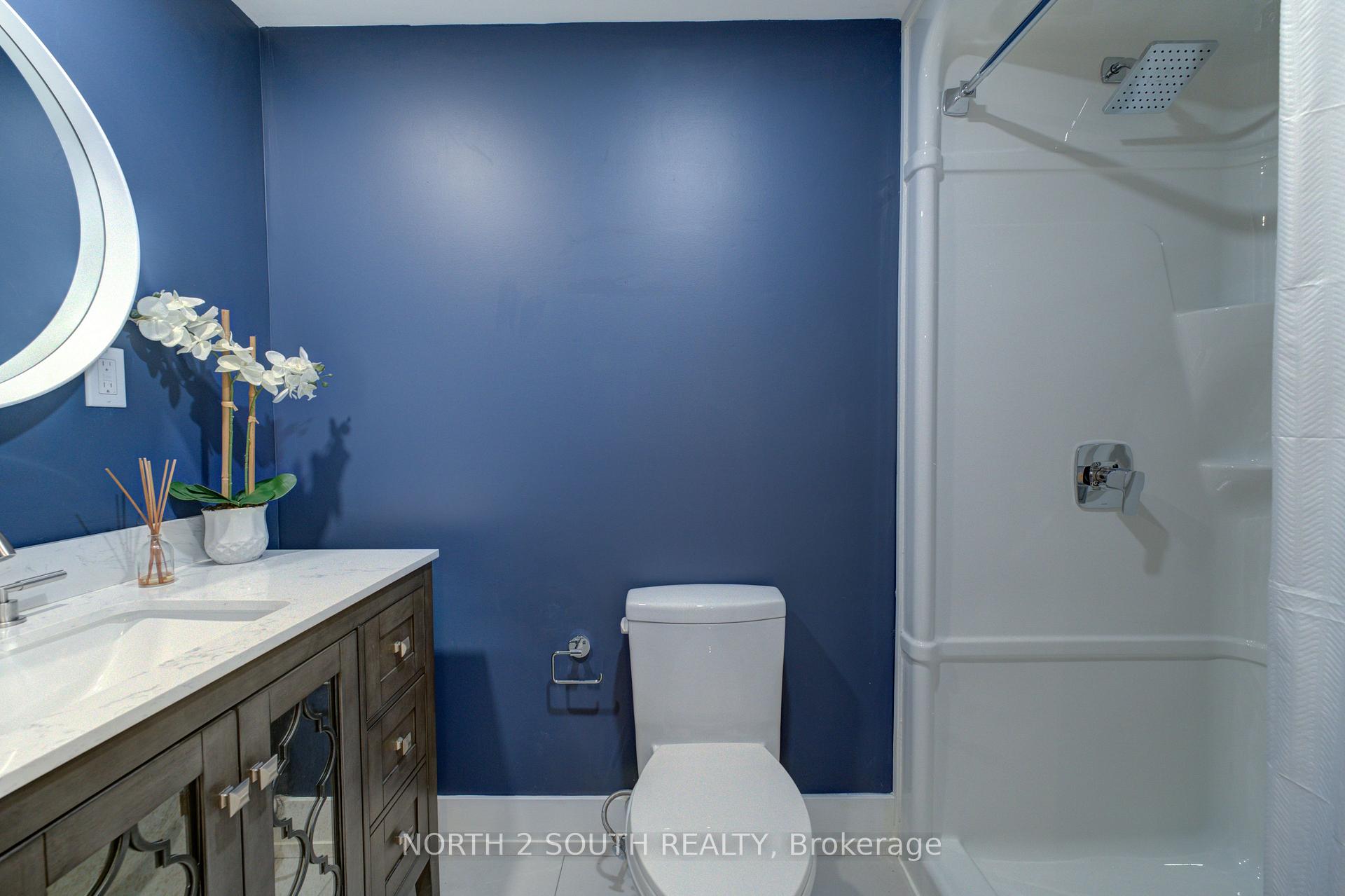 Photo 36 of Unit B, 3 Spring Lane, Brantford, Holmedale — HOMEH