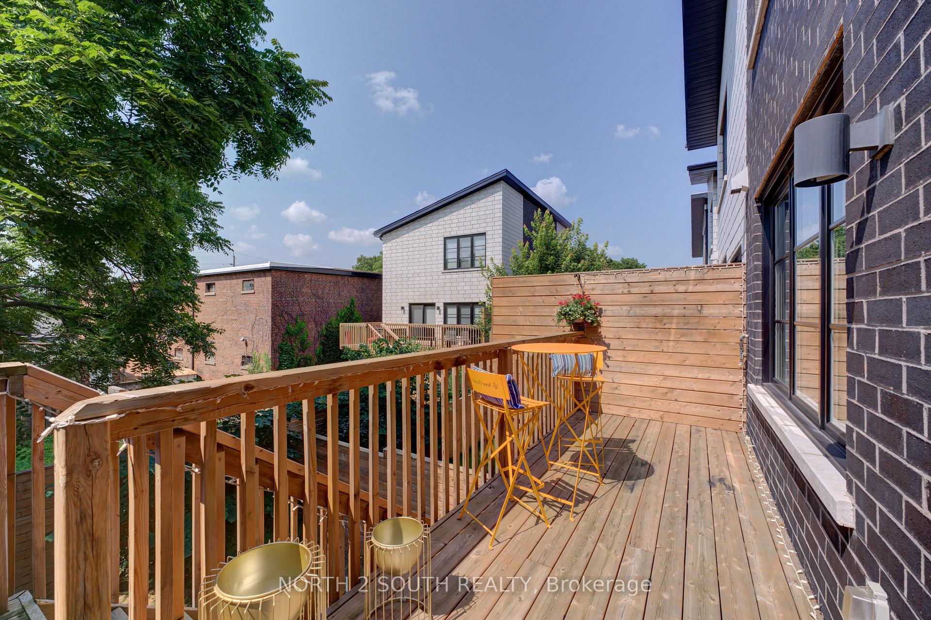 Photo 37 of Unit B, 3 Spring Lane, Brantford, Holmedale — HOMEH