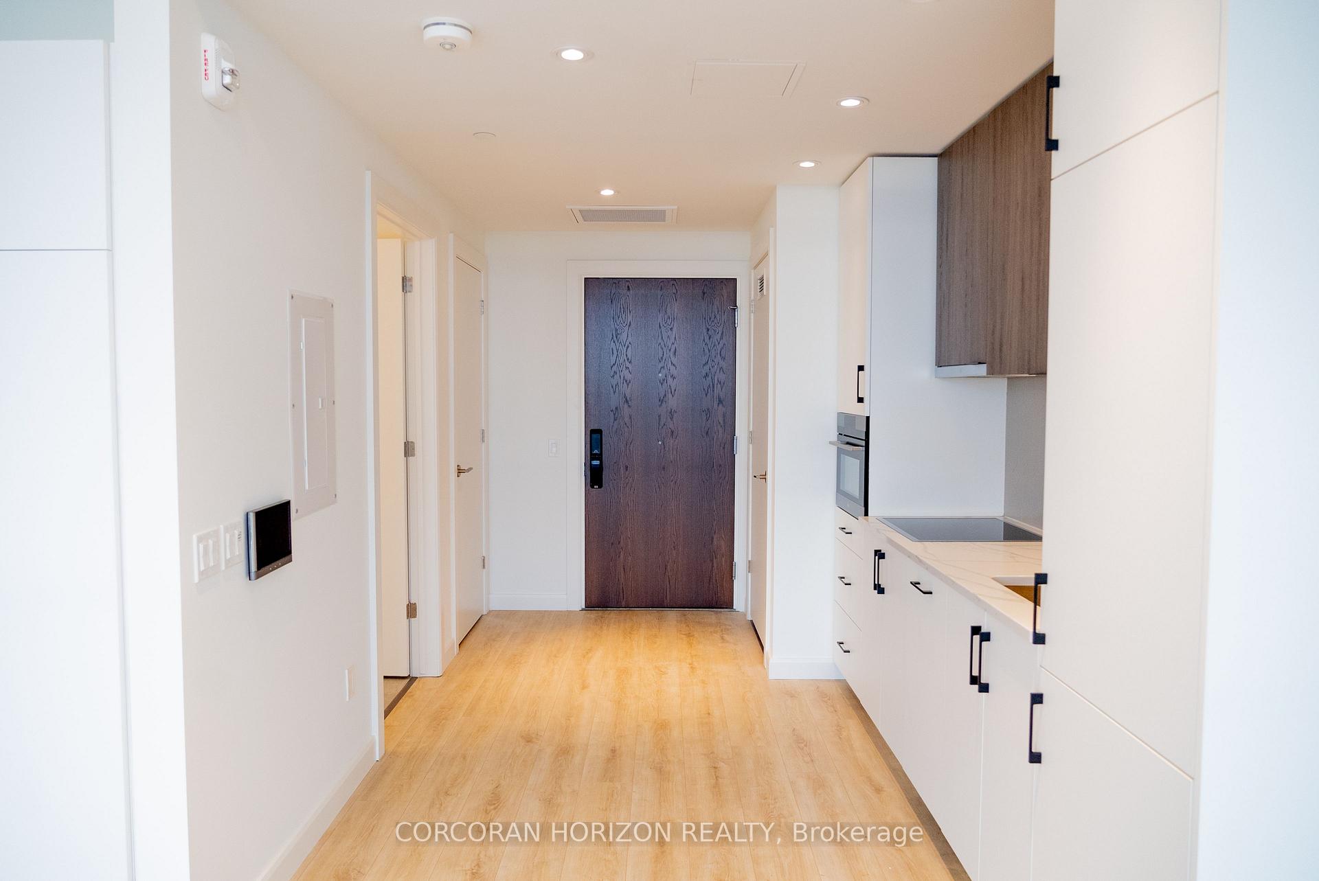 Photo 2 of Unit 1810, 741 King Street W, Waterloo, Beechwood/University — HOMEH