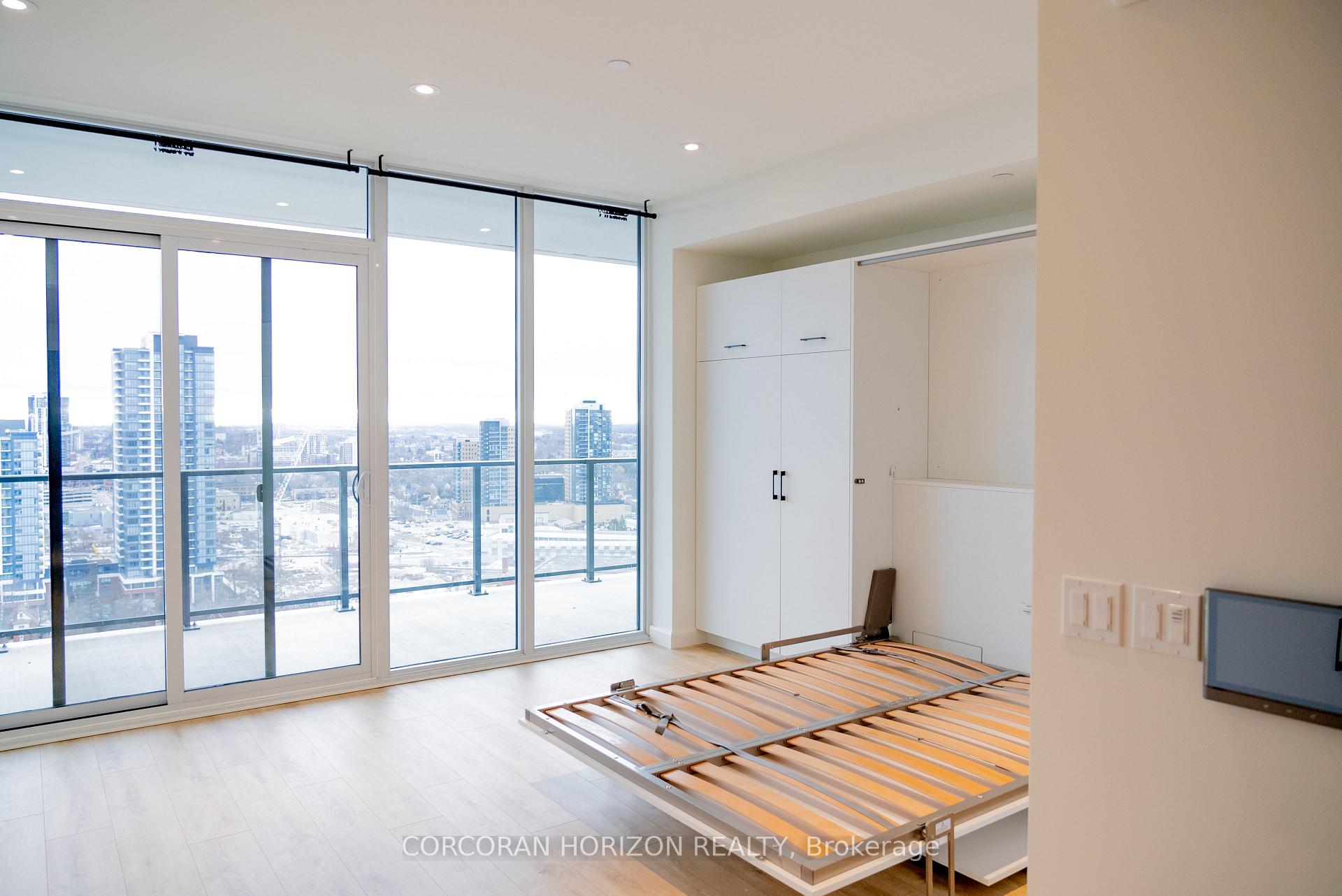 Photo 8 of Unit 1810, 741 King Street W, Waterloo, Beechwood/University — HOMEH
