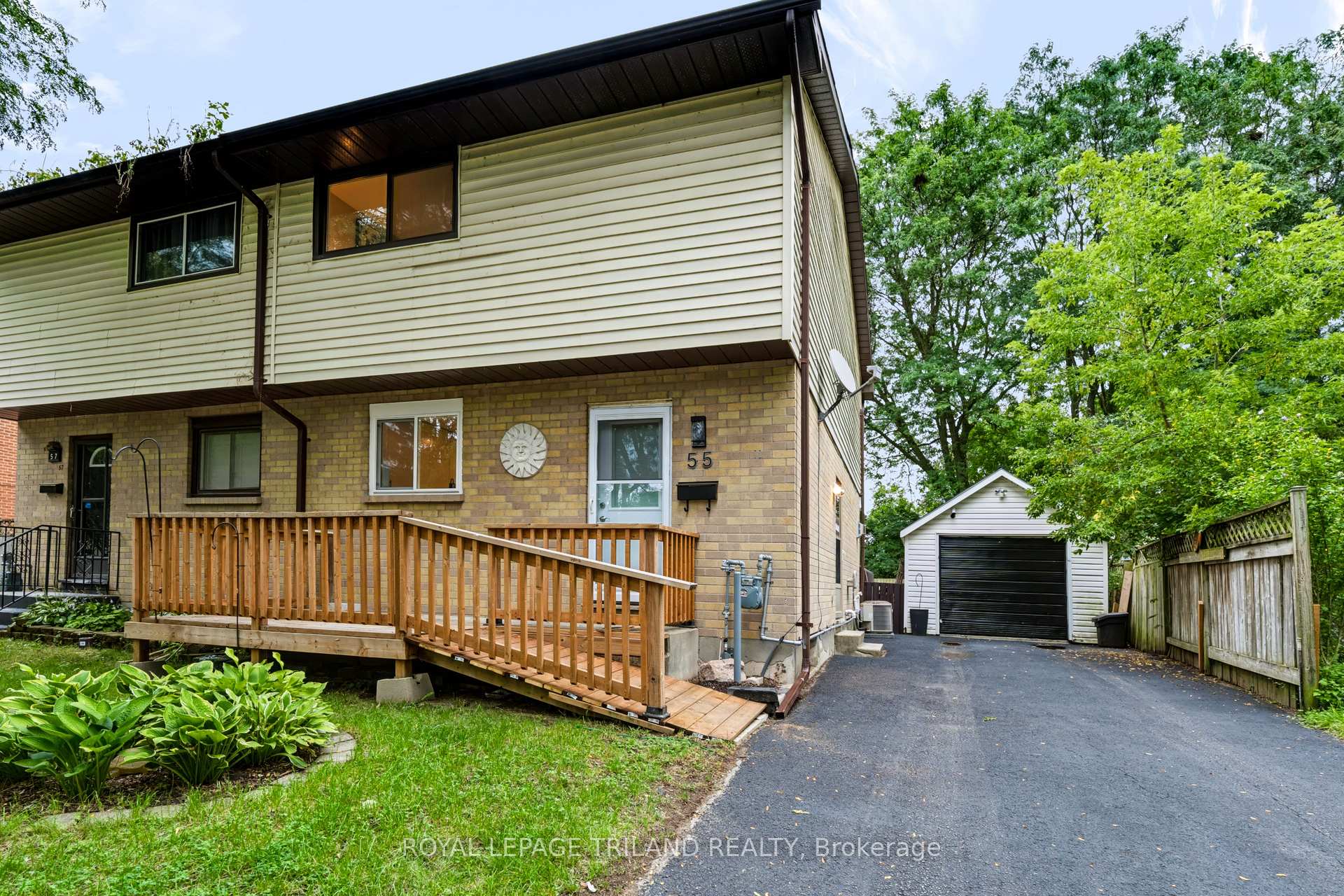 Photo 1 of 55 Mohegan Crescent, London, East D — HOMEH