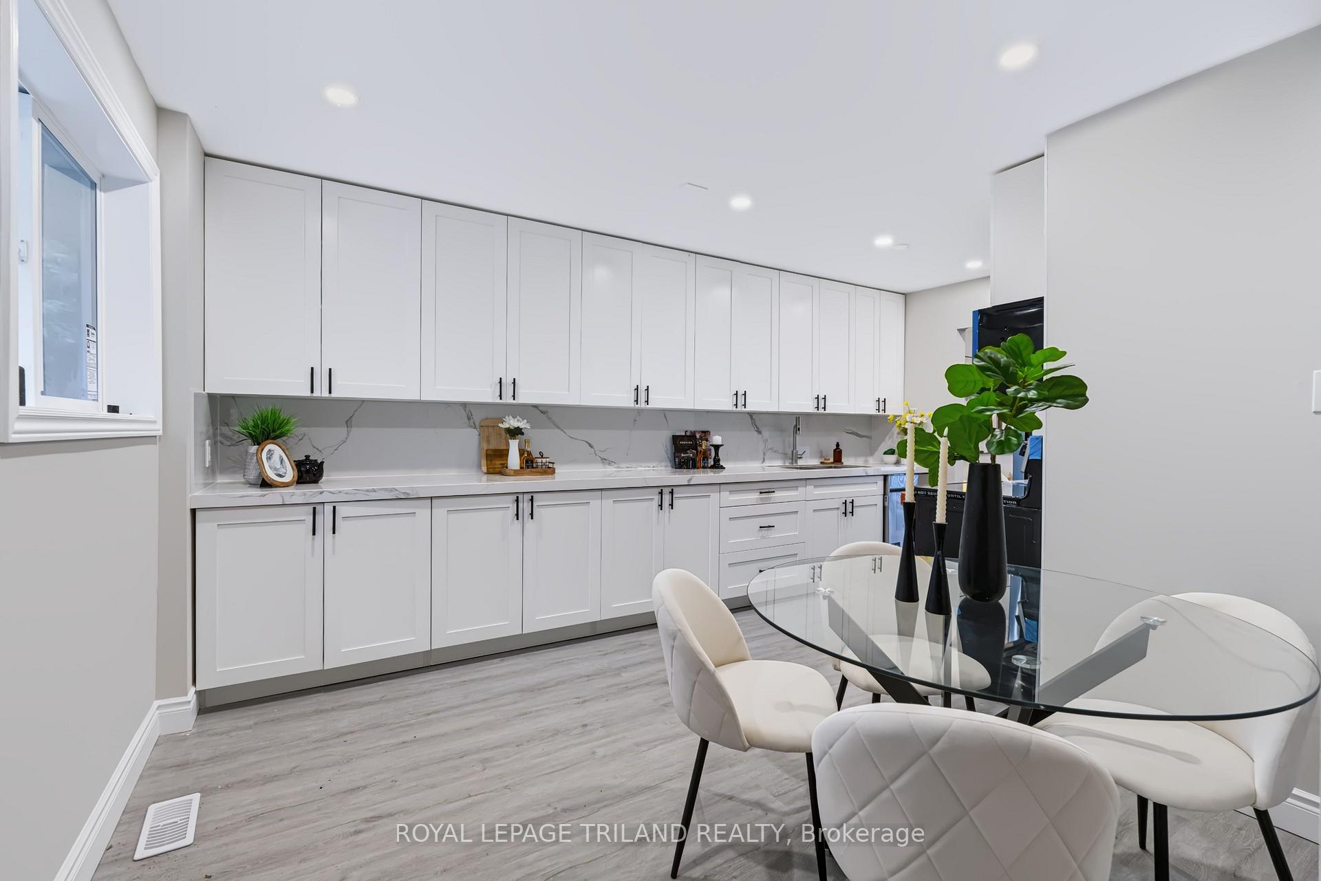 Photo 6 of 55 Mohegan Crescent, London, East D — HOMEH