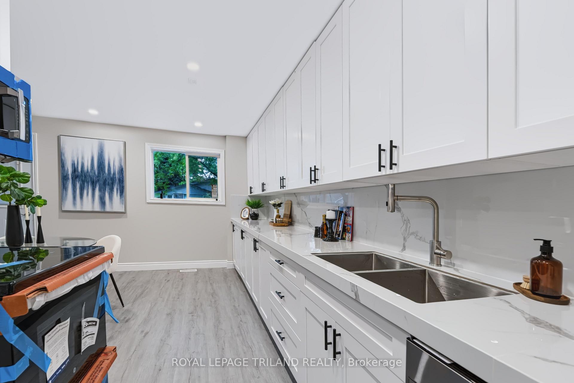 Photo 10 of 55 Mohegan Crescent, London, East D — HOMEH