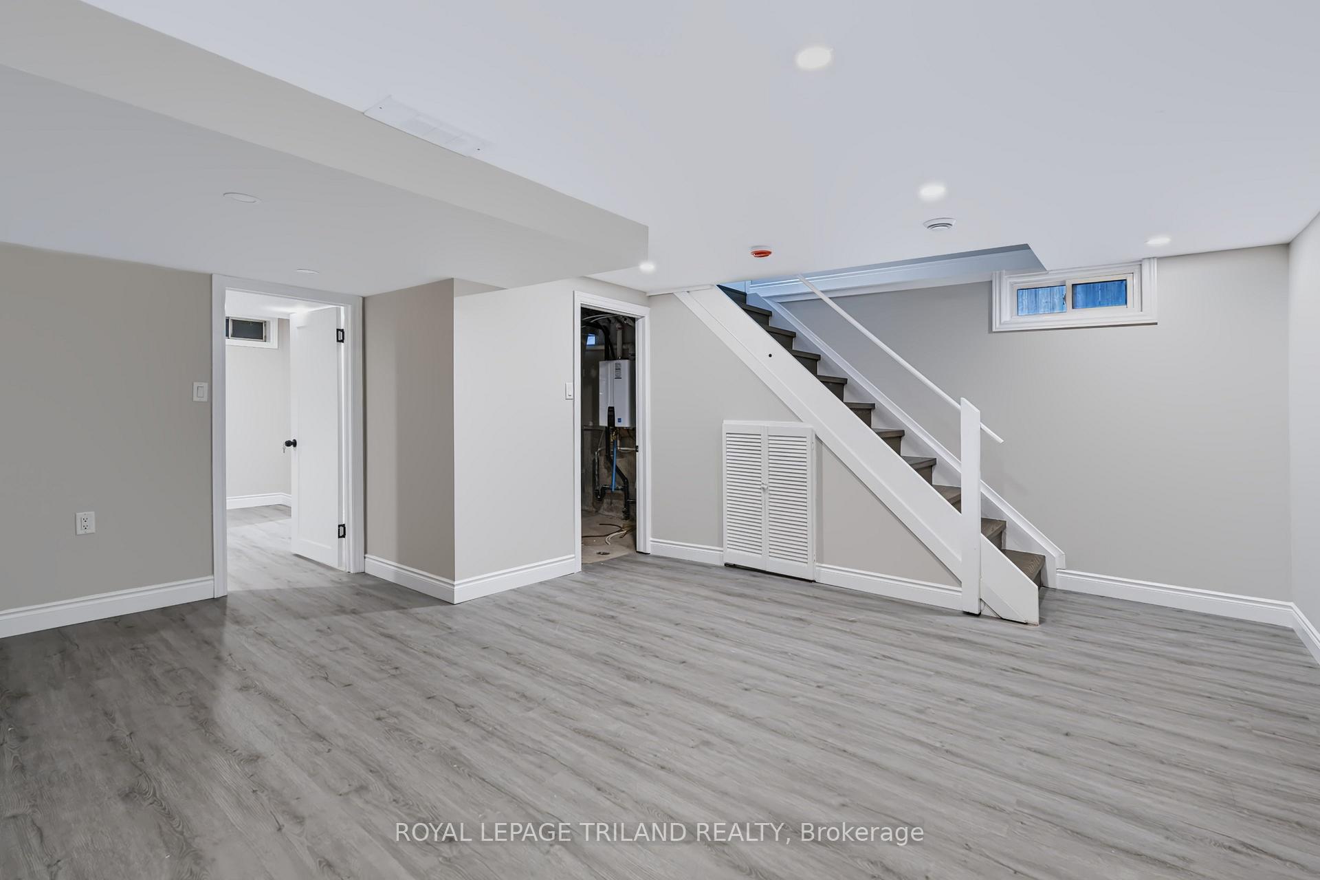 Photo 24 of 55 Mohegan Crescent, London, East D — HOMEH