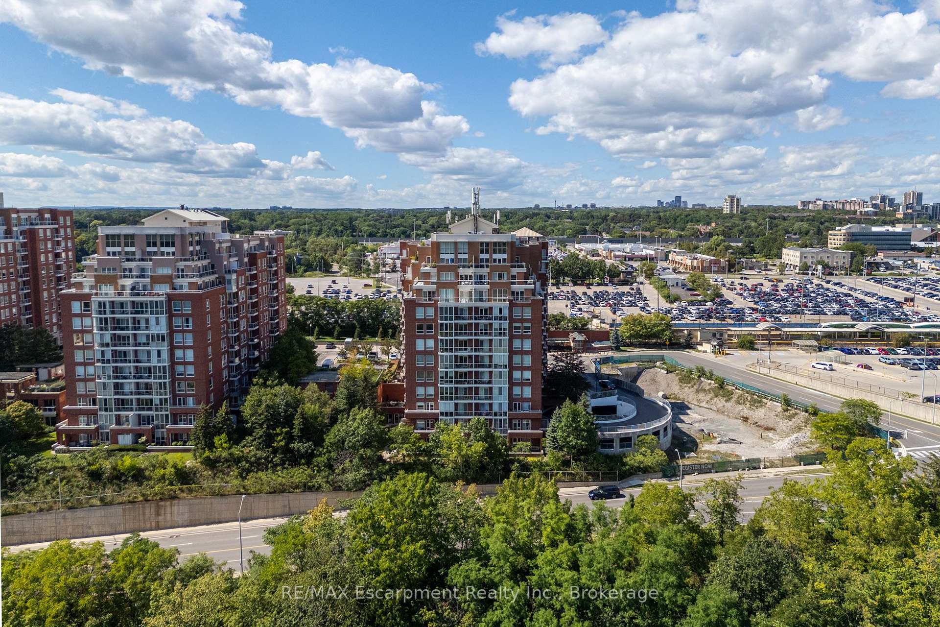 Photo 4 of Unit PH1, 60 Old Mill Road, Oakville, Old Oakville — HOMEH