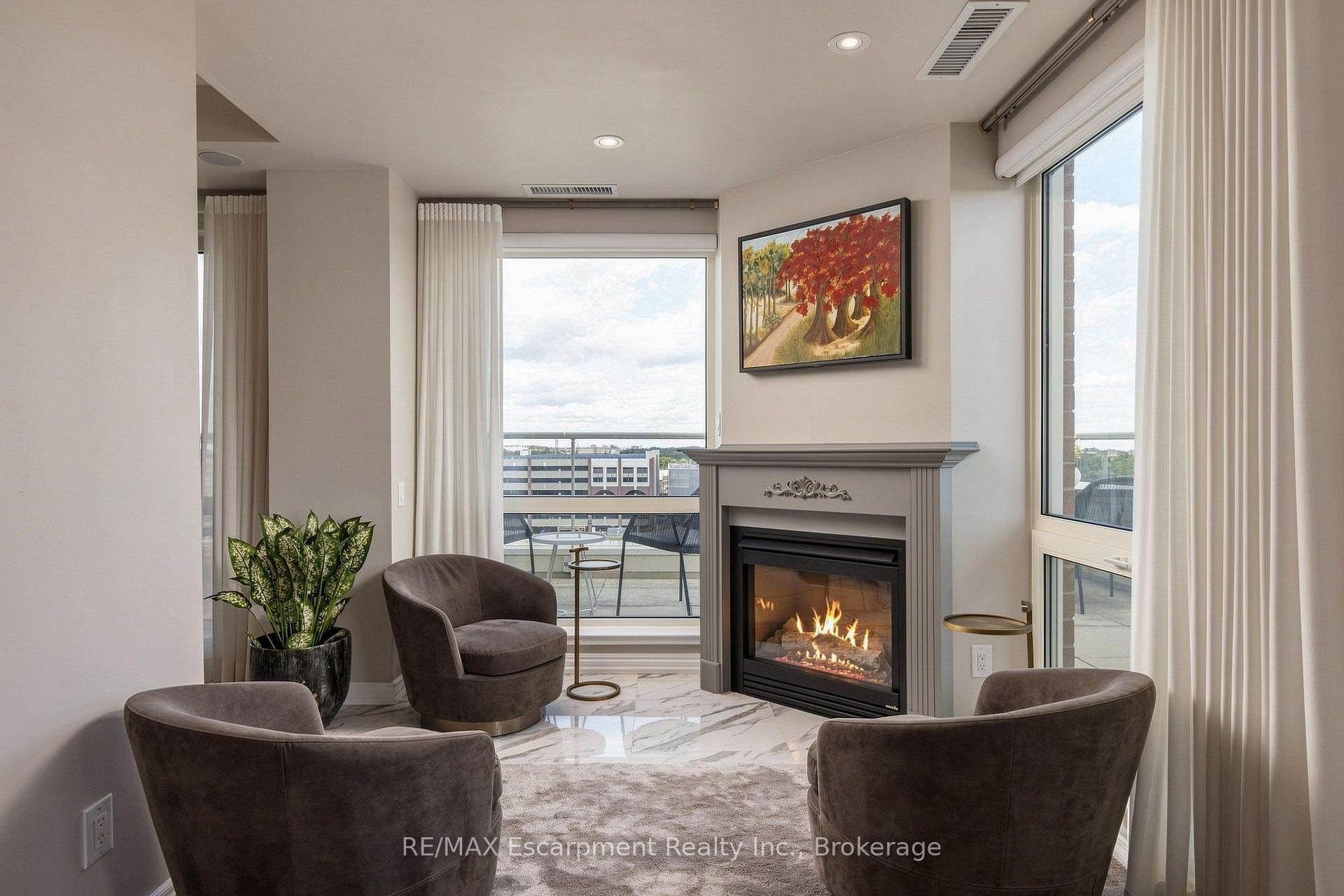 Photo 13 of Unit PH1, 60 Old Mill Road, Oakville, Old Oakville — HOMEH