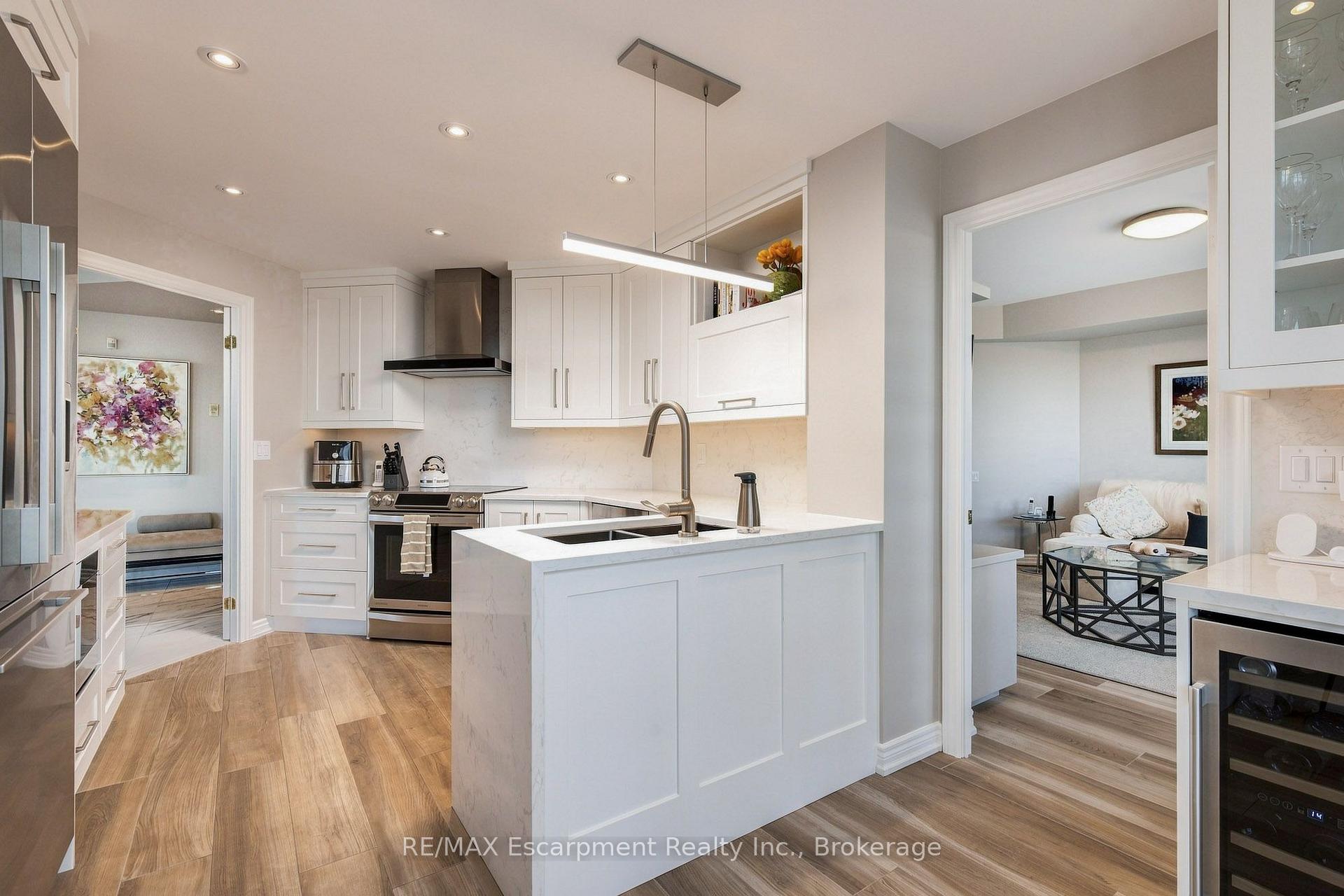 Photo 18 of Unit PH1, 60 Old Mill Road, Oakville, Old Oakville — HOMEH