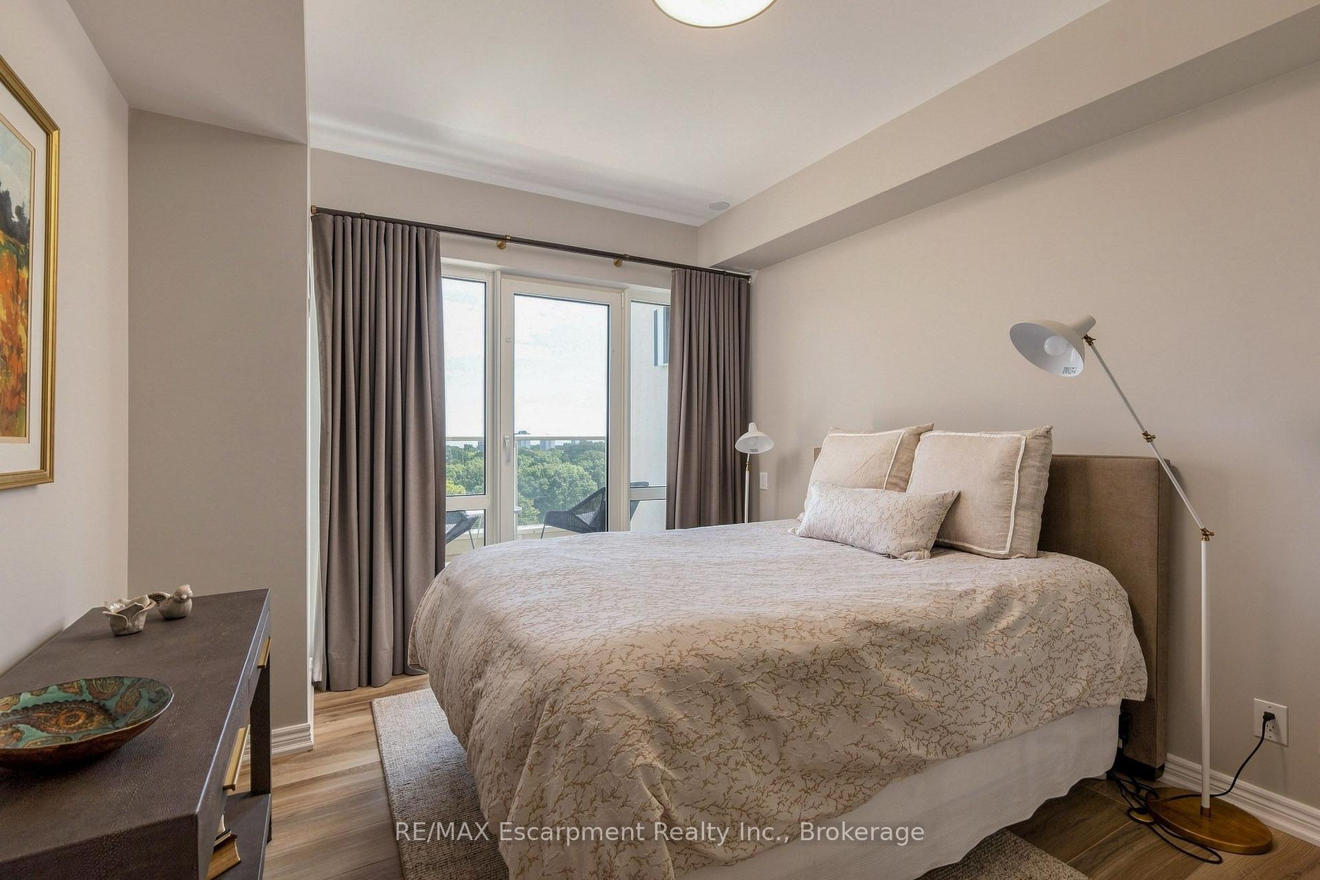 Photo 25 of Unit PH1, 60 Old Mill Road, Oakville, Old Oakville — HOMEH