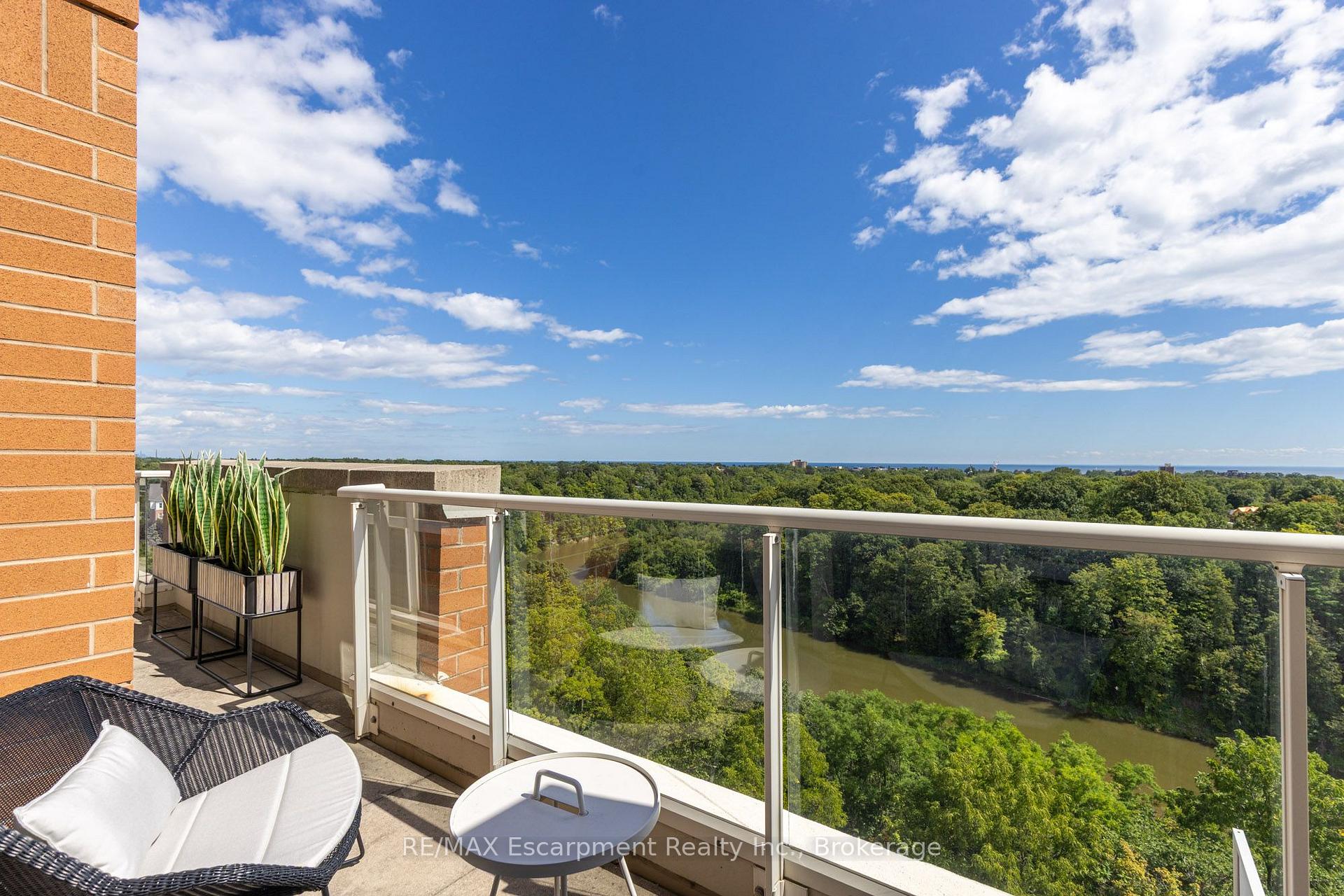 Photo 31 of Unit PH1, 60 Old Mill Road, Oakville, Old Oakville — HOMEH