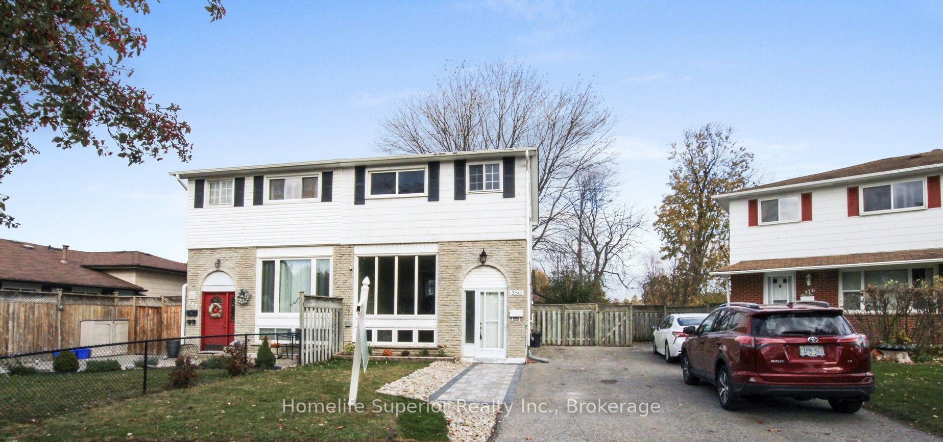 Photo of 380 Vancouver Crescent