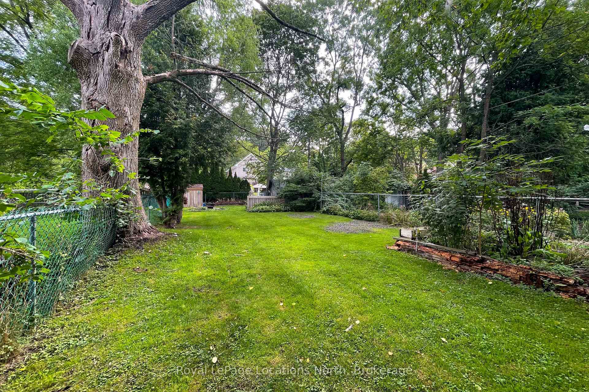 Photo 5 of 737 4th Avenue E, Owen Sound — HOMEH