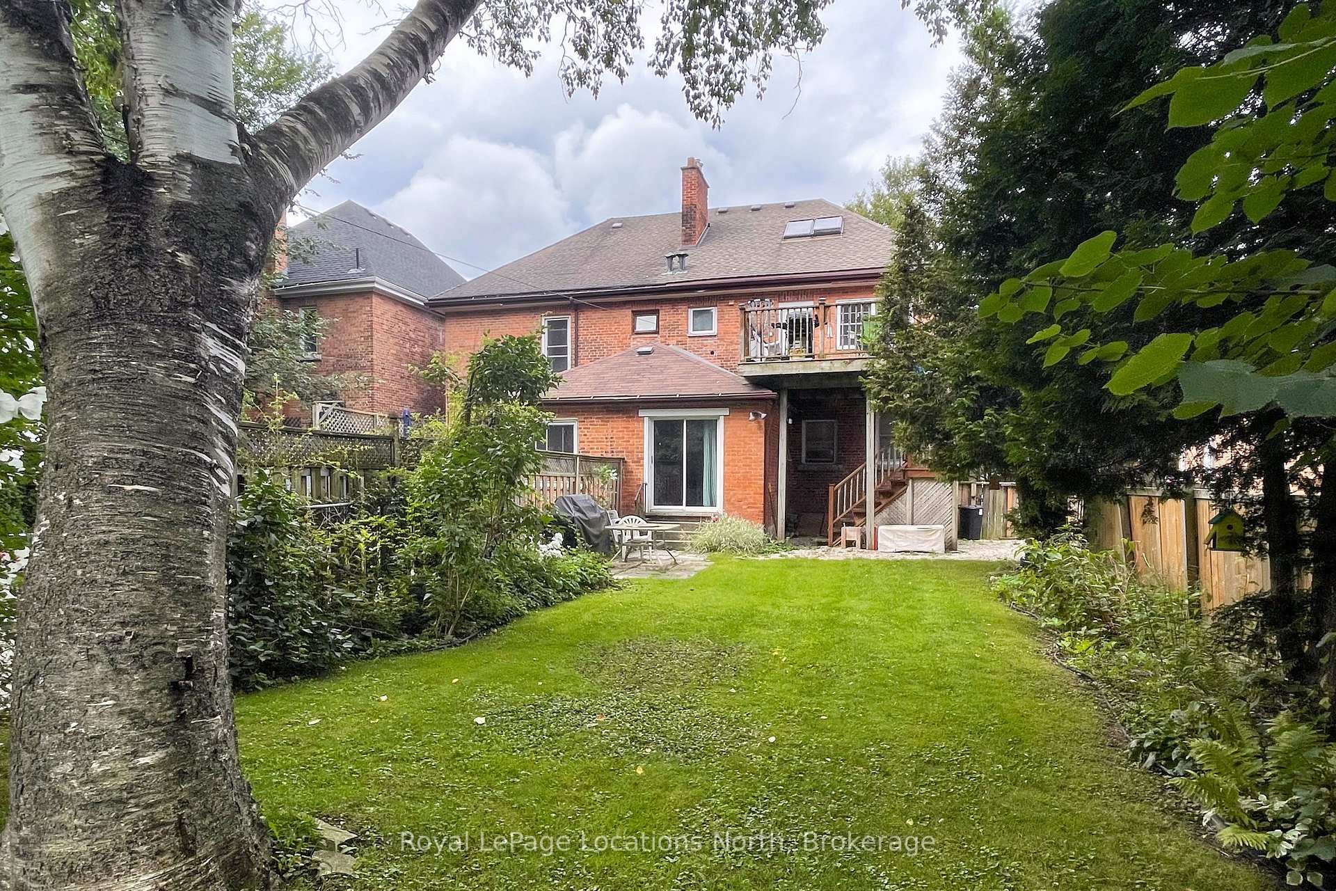 Photo 9 of 737 4th Avenue E, Owen Sound — HOMEH