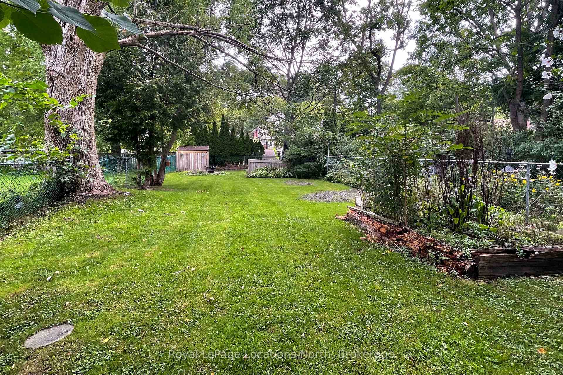 Photo 13 of 737 4th Avenue E, Owen Sound — HOMEH