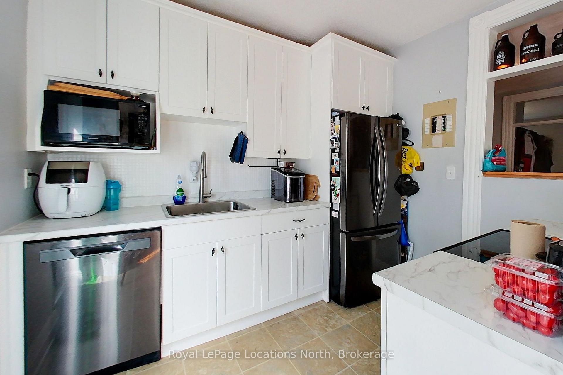 Photo 28 of 737 4th Avenue E, Owen Sound — HOMEH