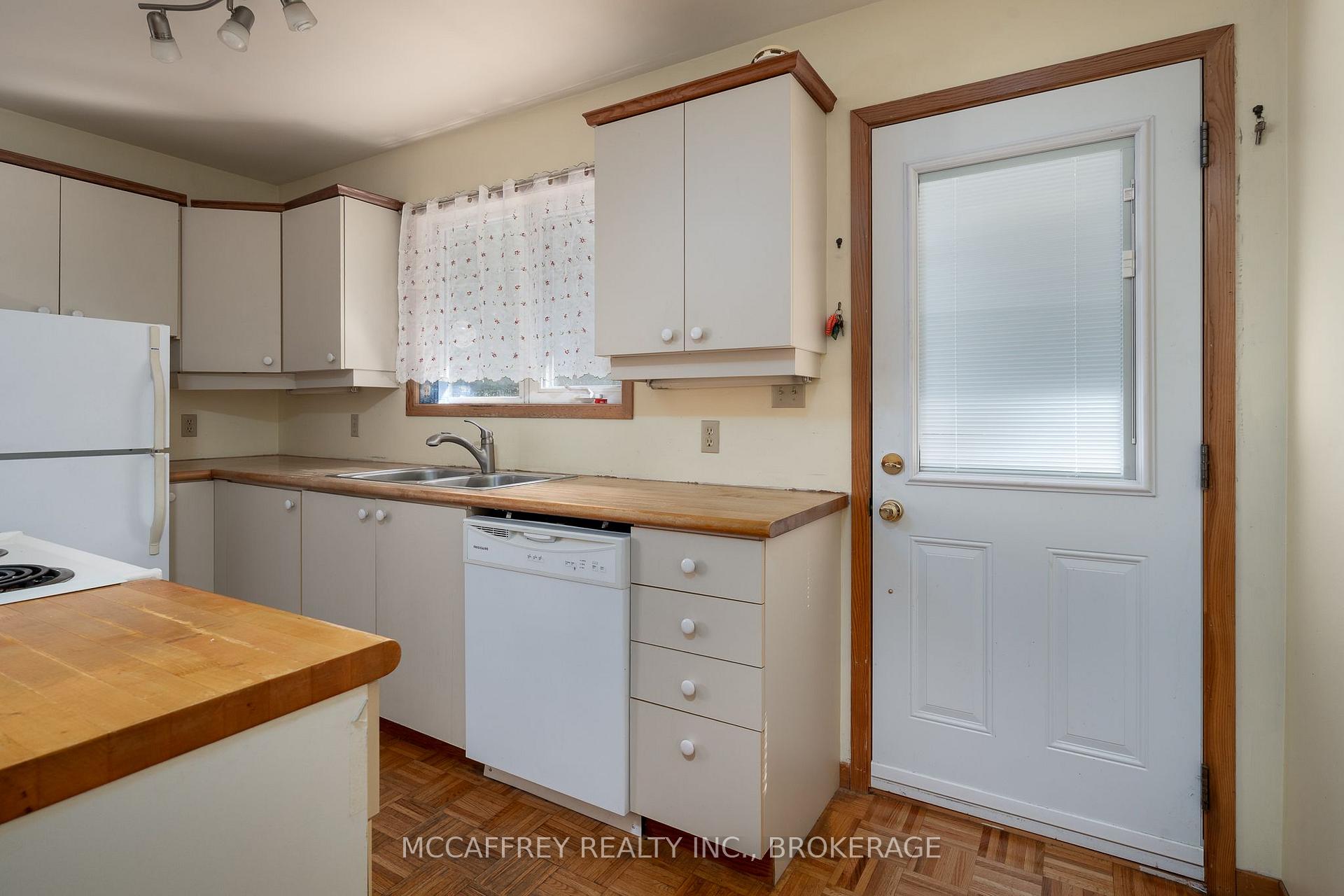 Photo 9 of 3050 Ernie Lane, Frontenac, Frontenac South — HOMEH