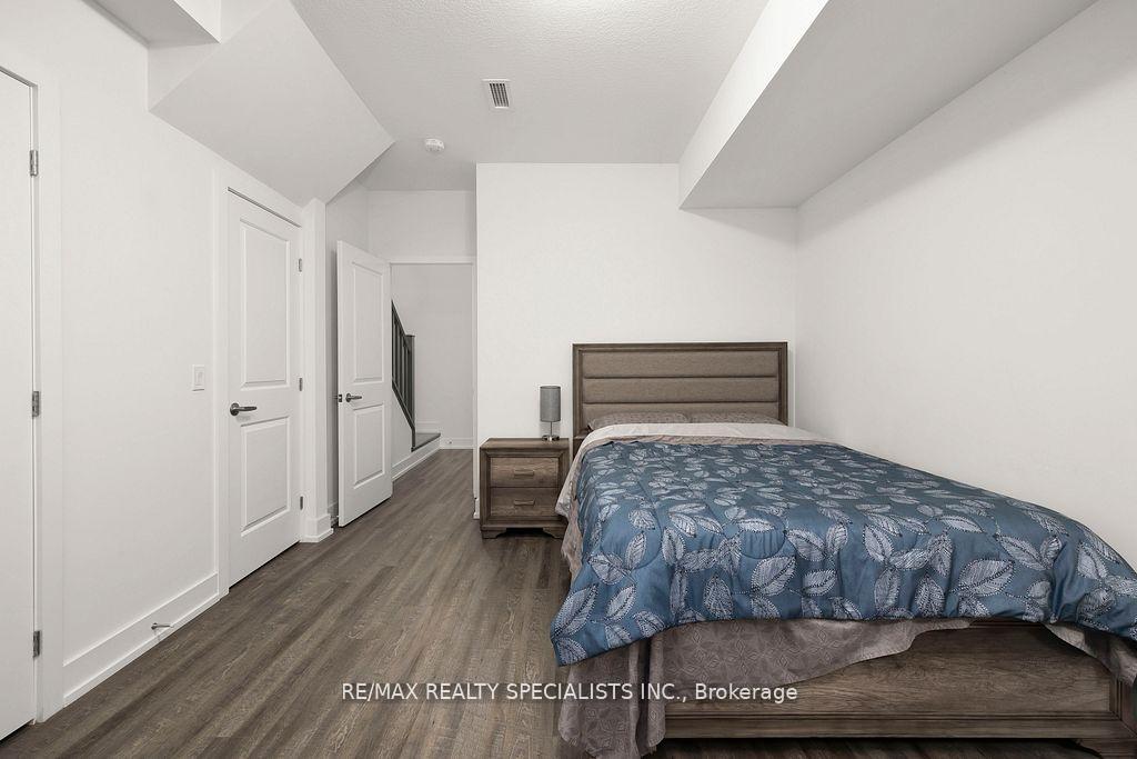 Photo 21 of Unit 2, 261 Skinner Road, Hamilton, Waterdown — HOMEH