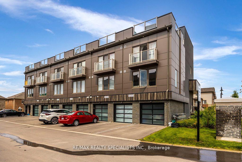 Photo 24 of Unit 2, 261 Skinner Road, Hamilton, Waterdown — HOMEH