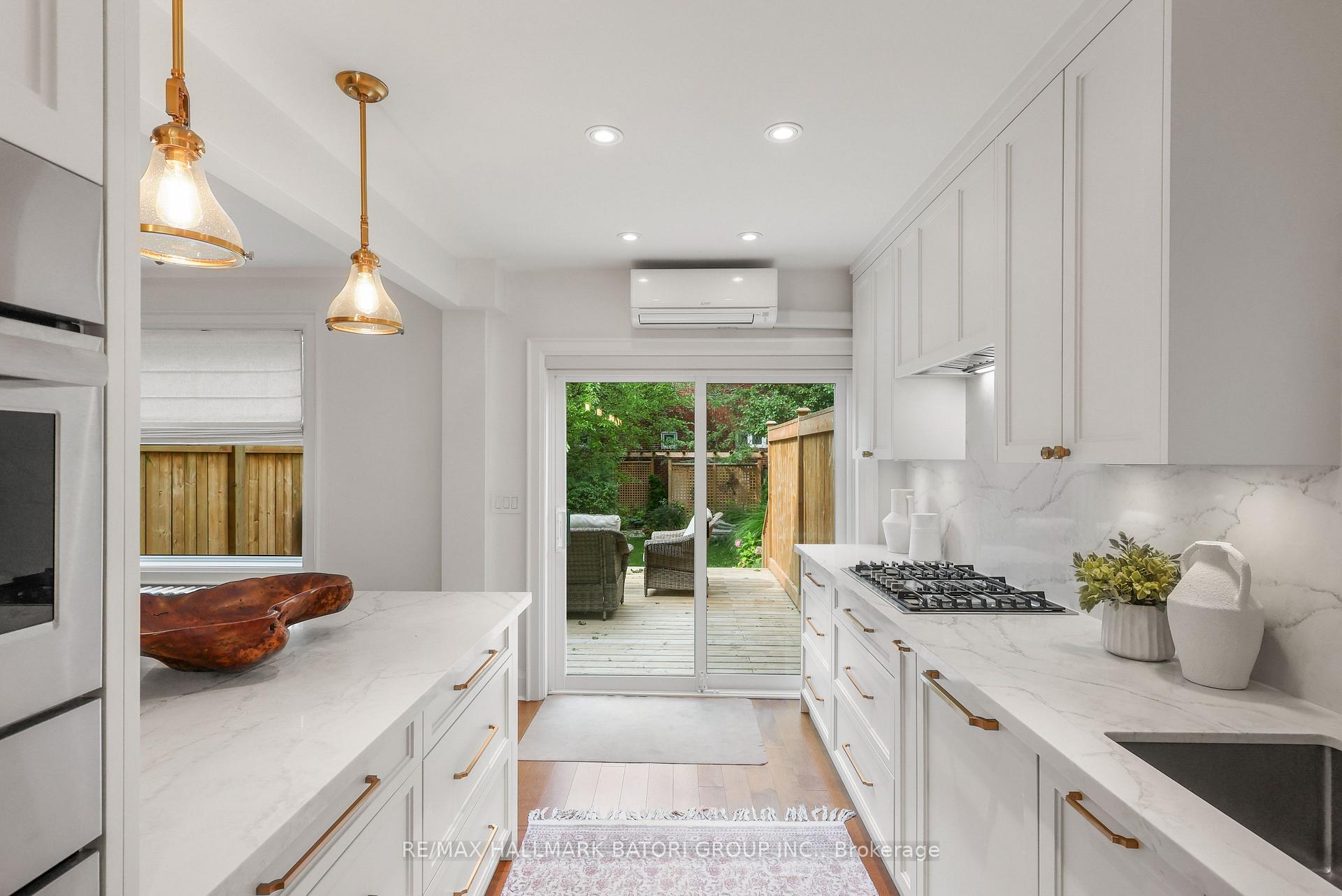 Photo 10 of 166 Old Orchard Grove, Toronto, Lawrence Park North — HOMEH