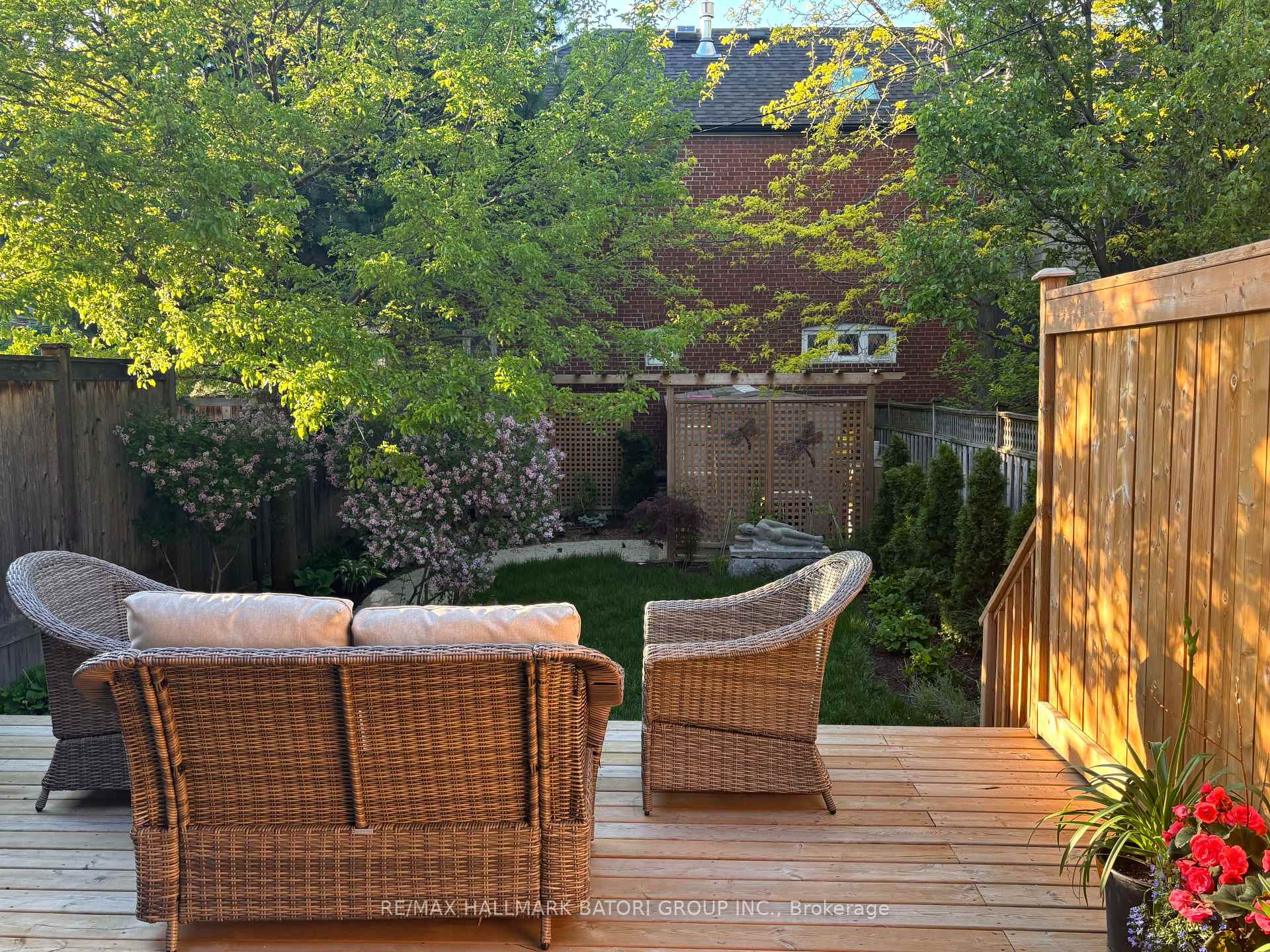 Photo 32 of 166 Old Orchard Grove, Toronto, Lawrence Park North — HOMEH