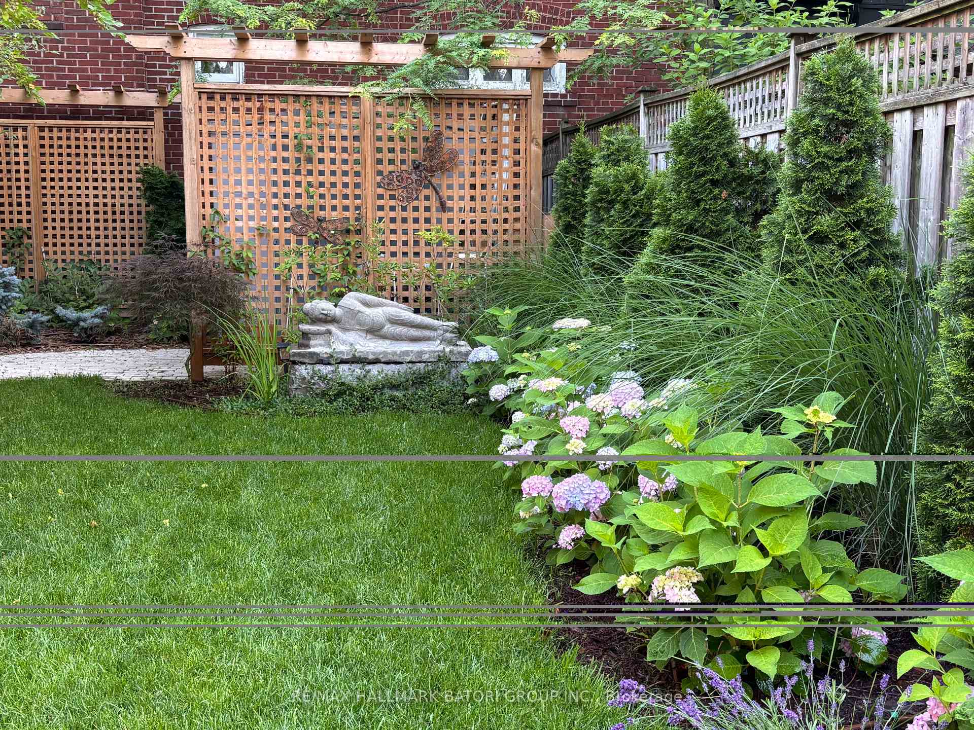 Photo 33 of 166 Old Orchard Grove, Toronto, Lawrence Park North — HOMEH