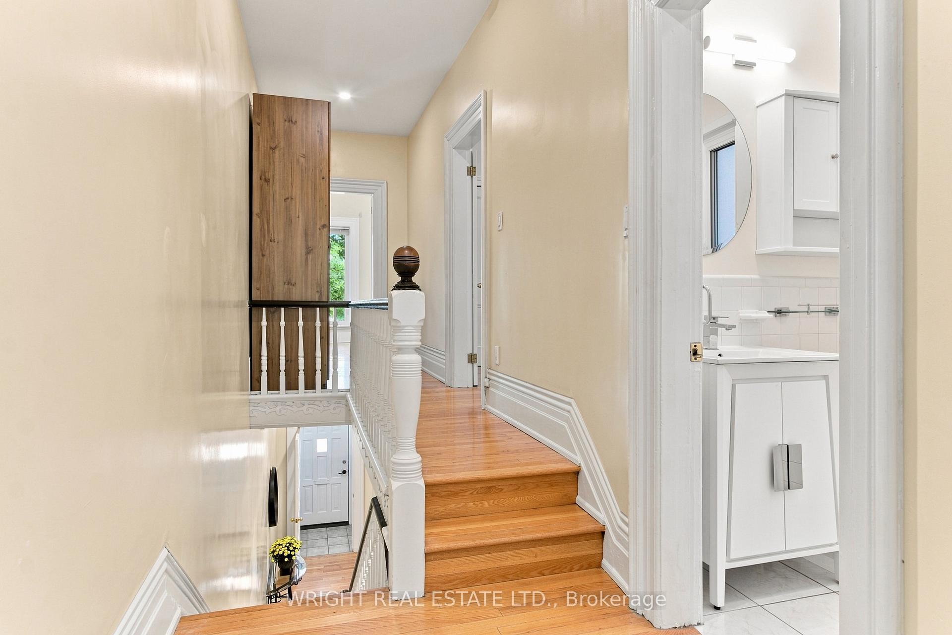 Photo 16 of 276 Robert Street, Toronto, University — HOMEH