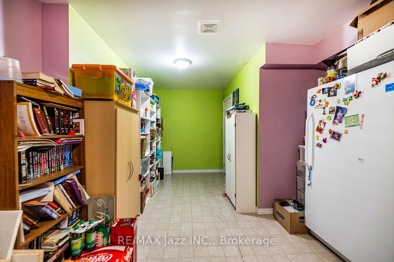 Photo 21 of 24 Glenn Drive, Quinte West, Trenton Ward — HOMEH