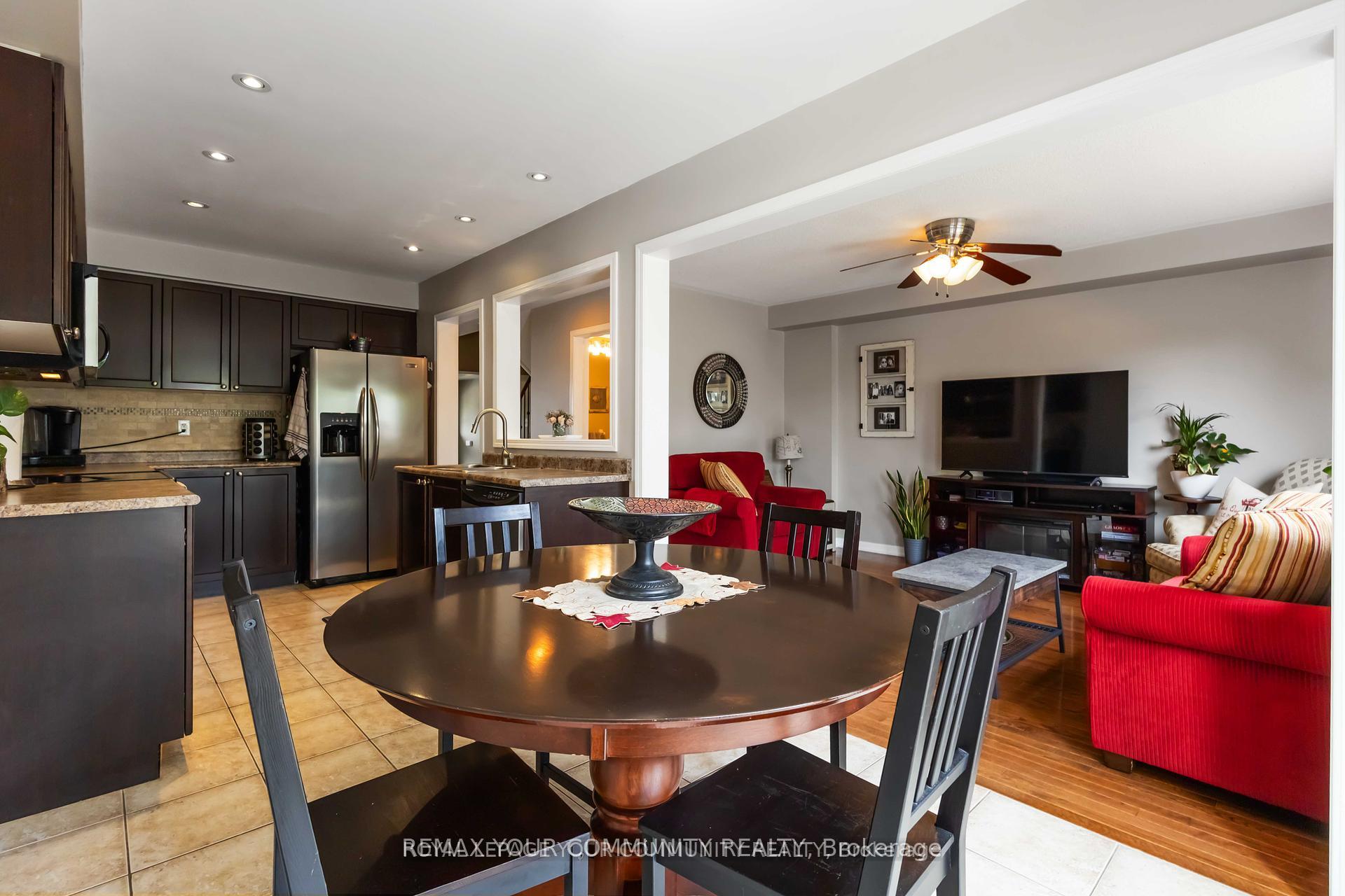 Photo 6 of 49 Latchford Way, Whitby, Pringle Creek — HOMEH
